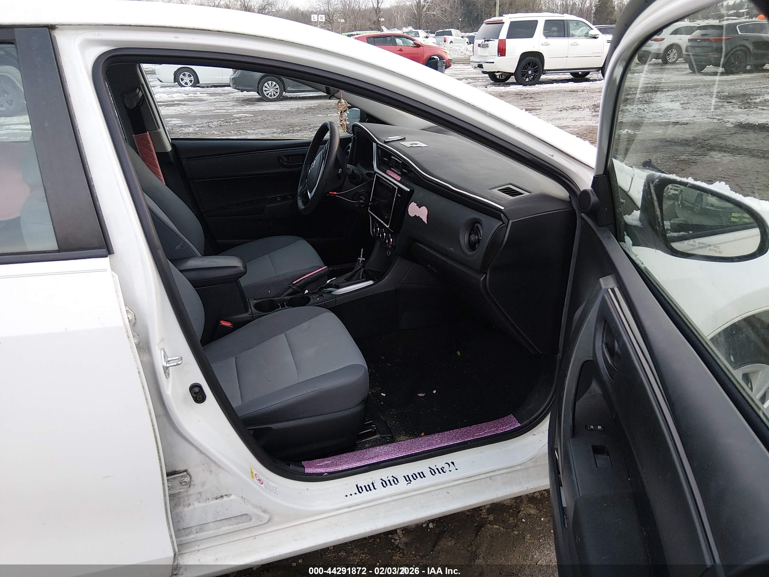 TOYOTA COROLLA image 5
