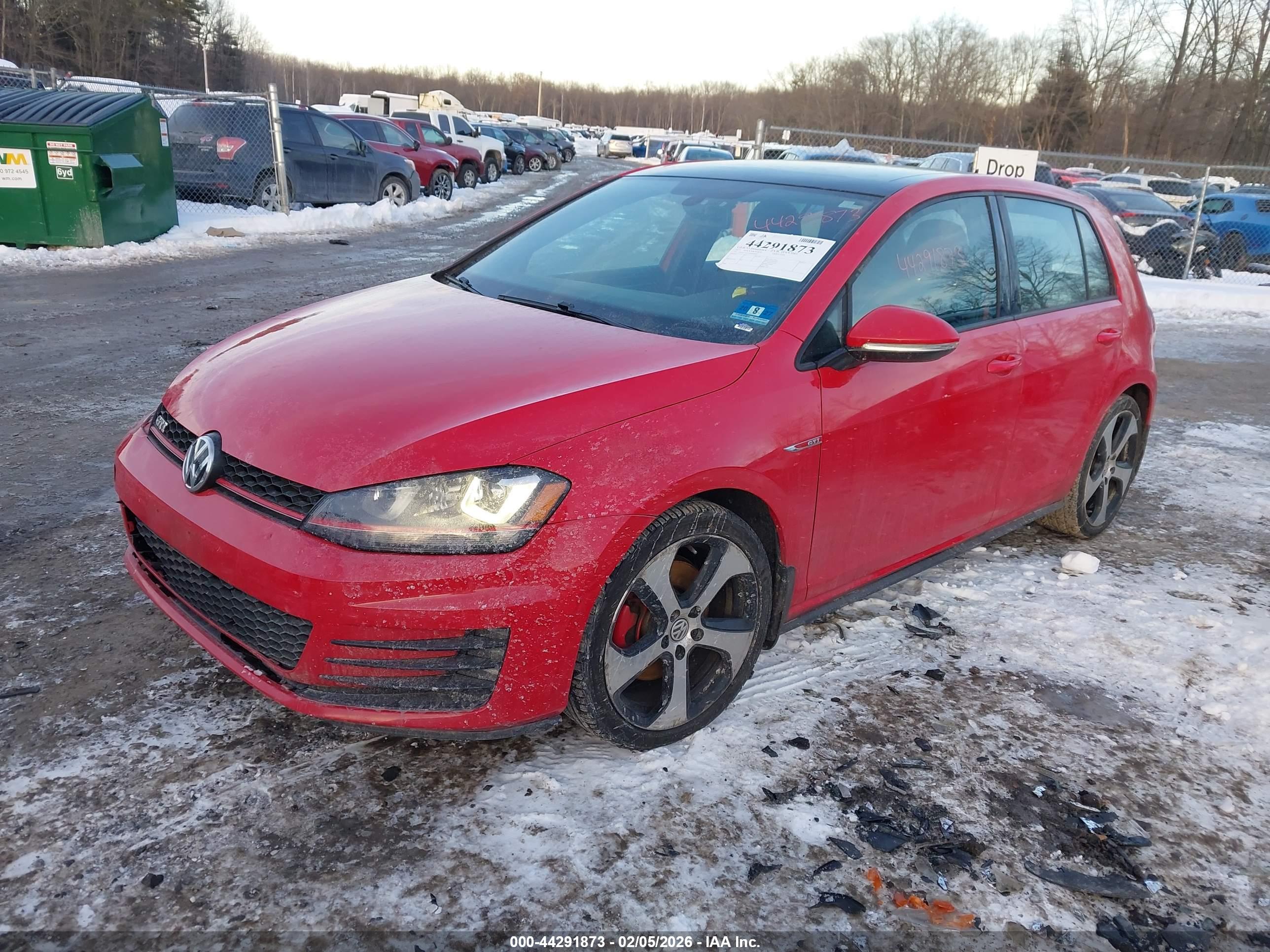 VOLKSWAGEN GOLF image 2