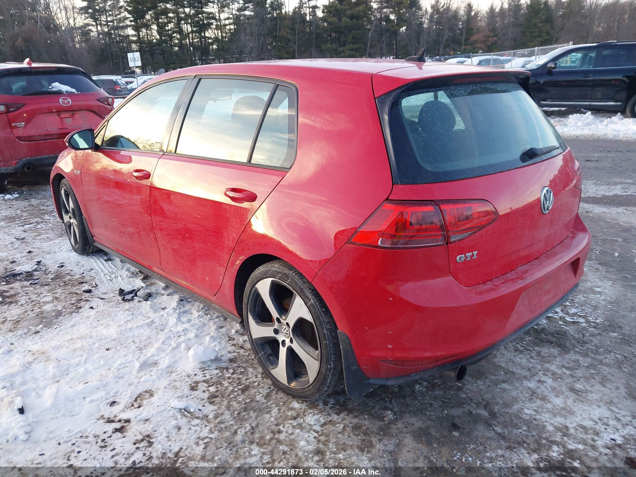 VOLKSWAGEN GOLF image 3