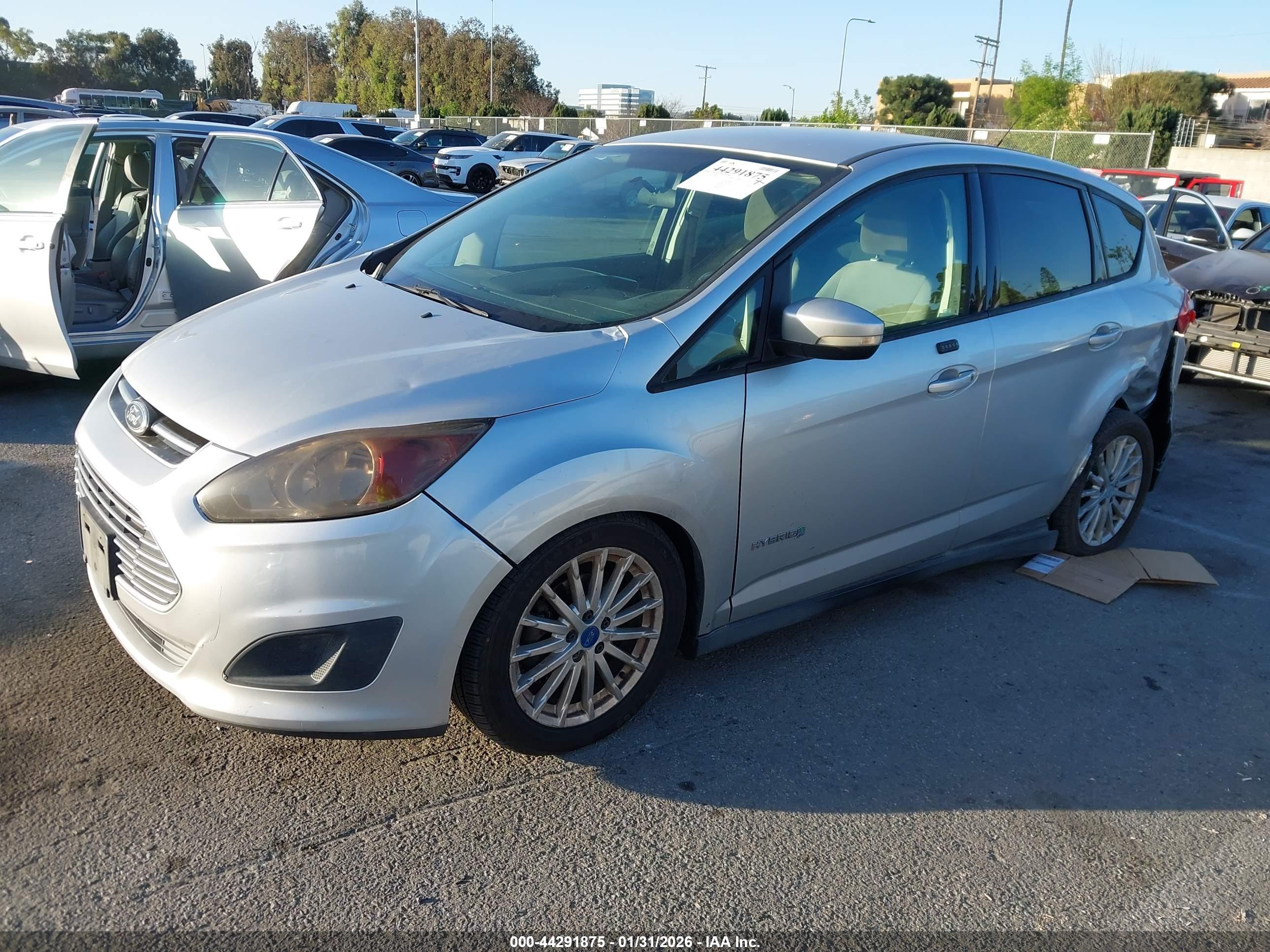 FORD C-MAX image 2