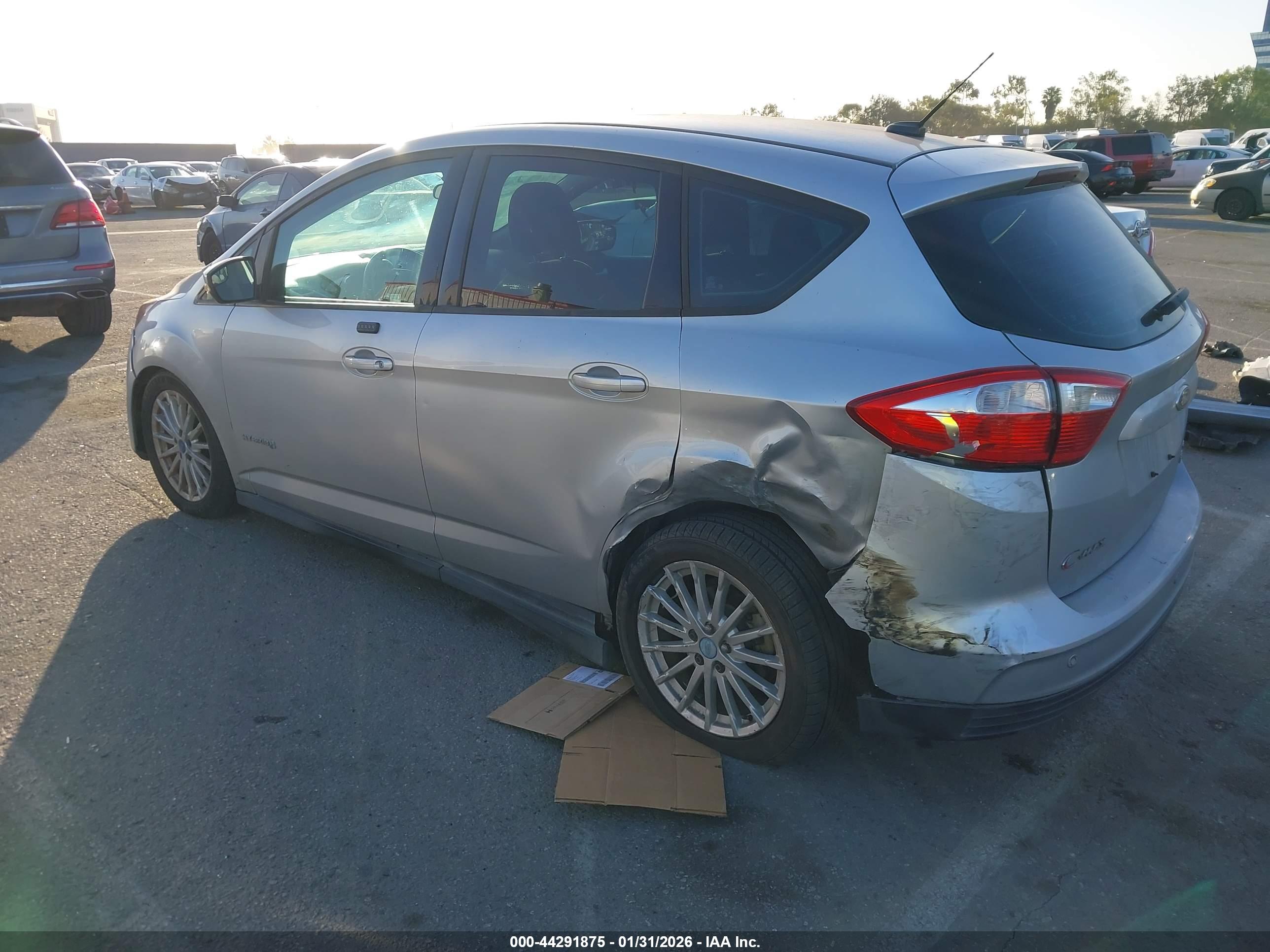 FORD C-MAX image 3
