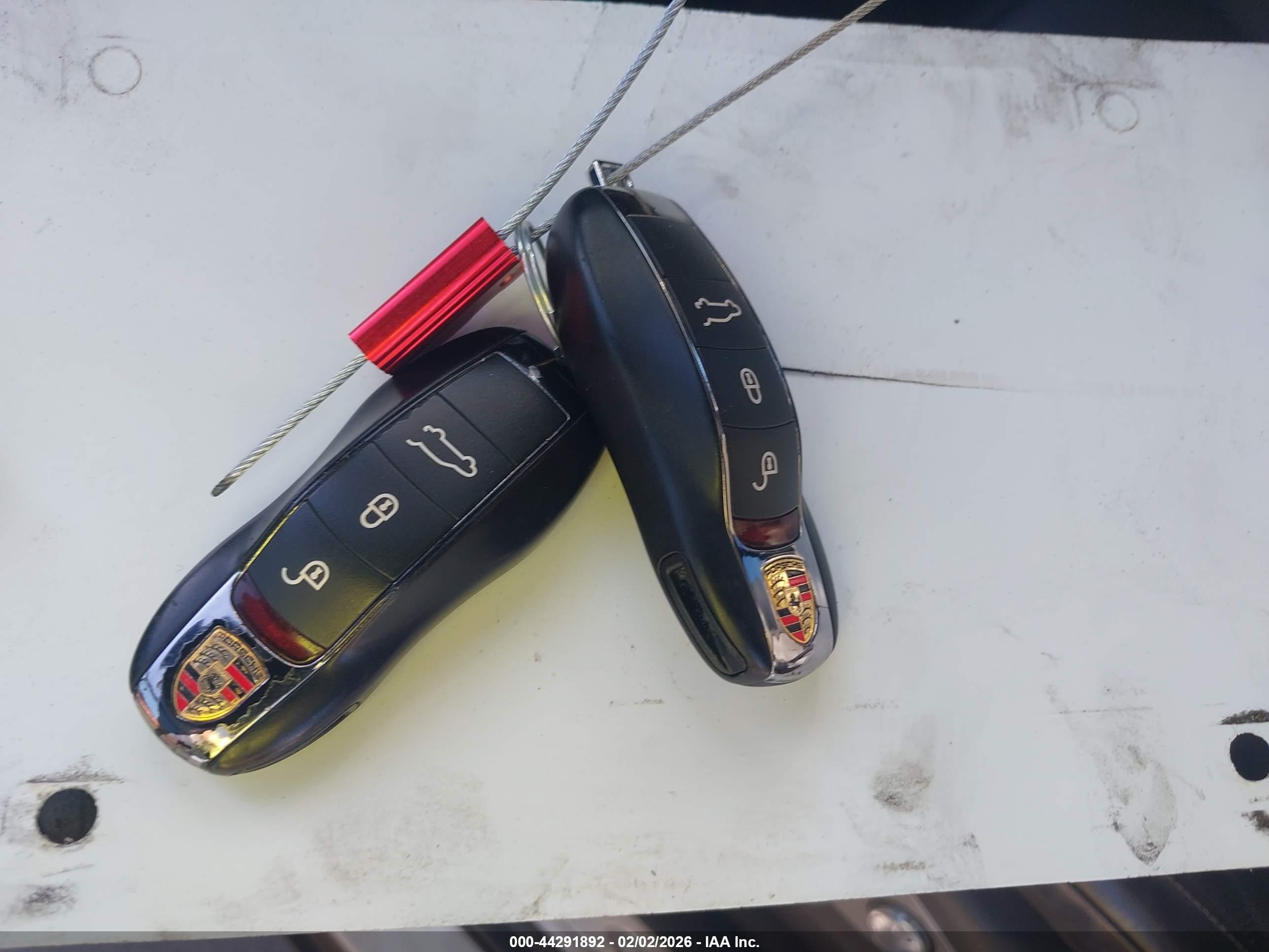 PORSCHE MACAN image 11