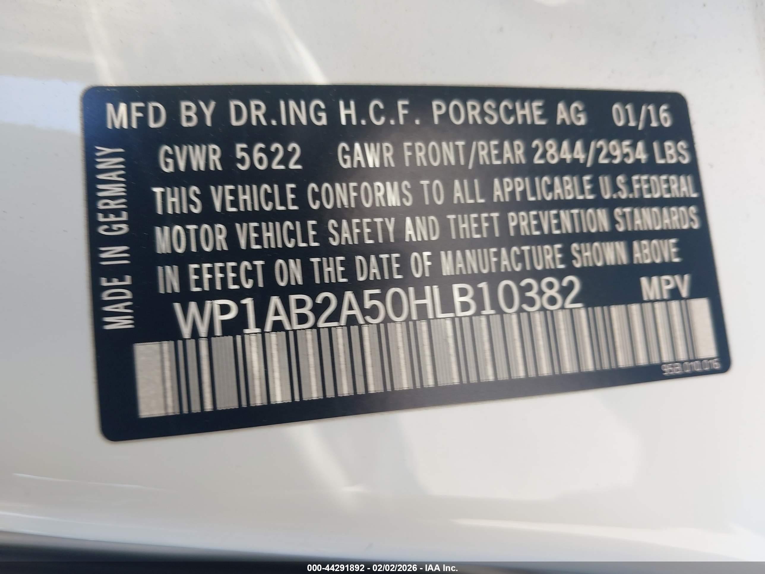 PORSCHE MACAN image 9