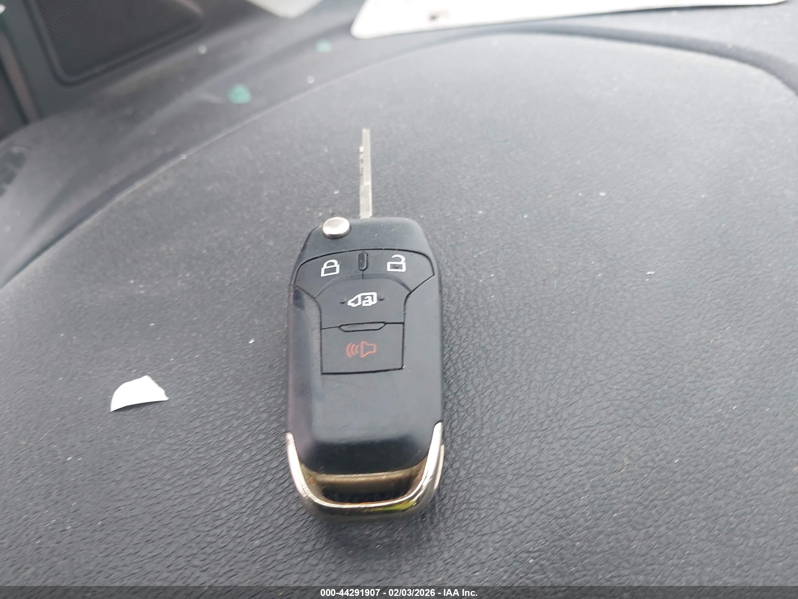 FORD TRANSIT image 11
