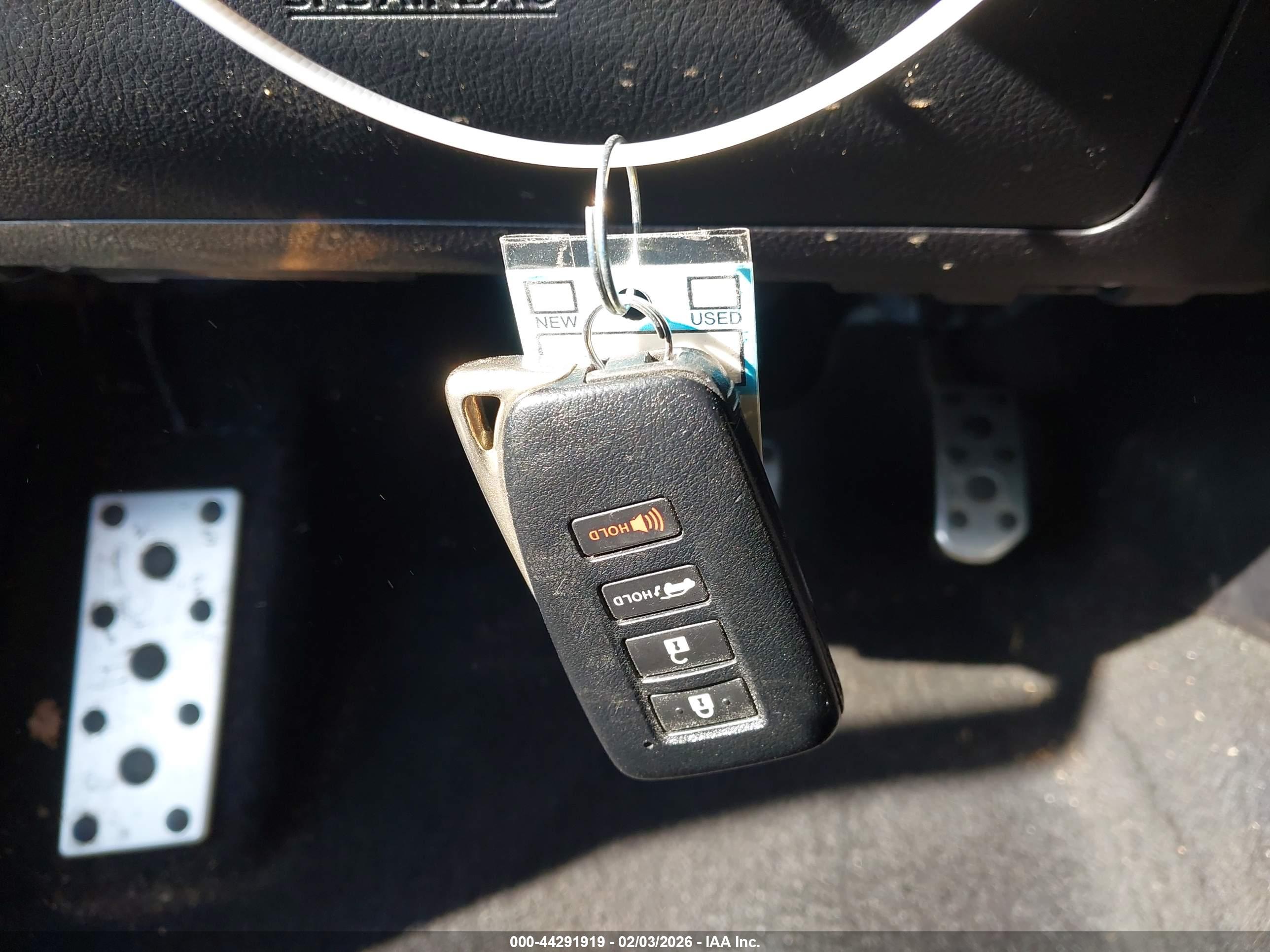 LEXUS NX image 11