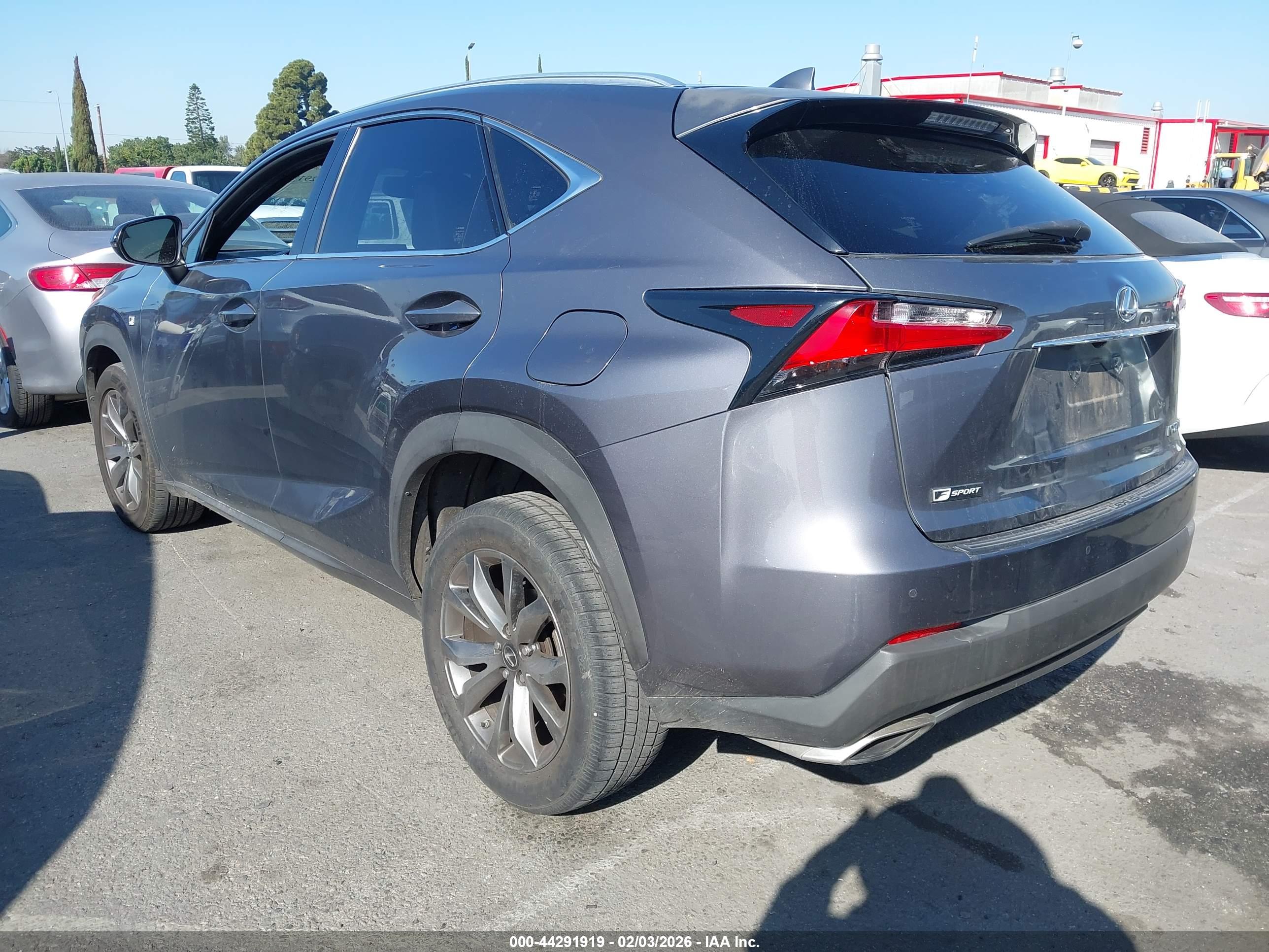 LEXUS NX image 3