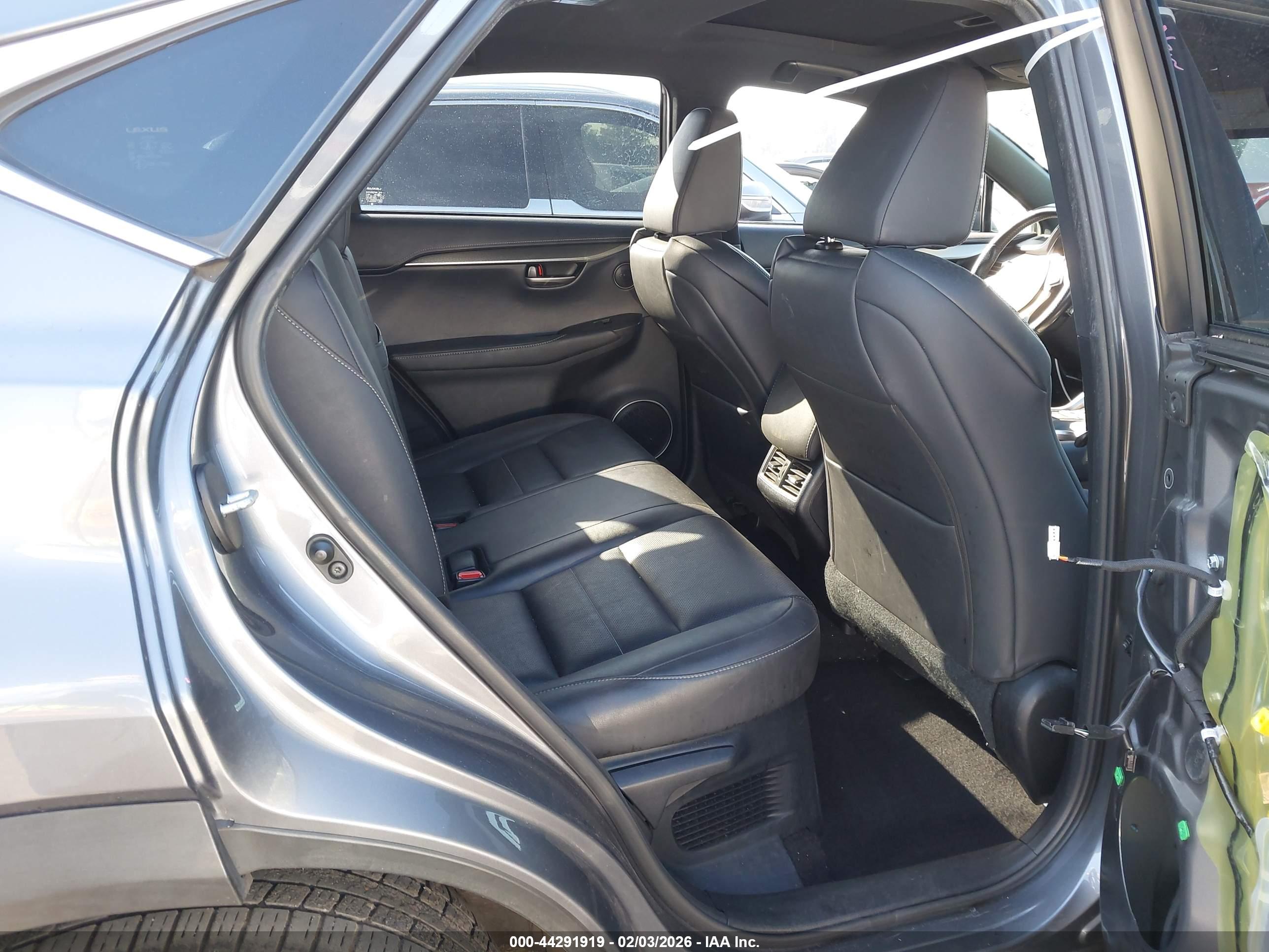 LEXUS NX image 8