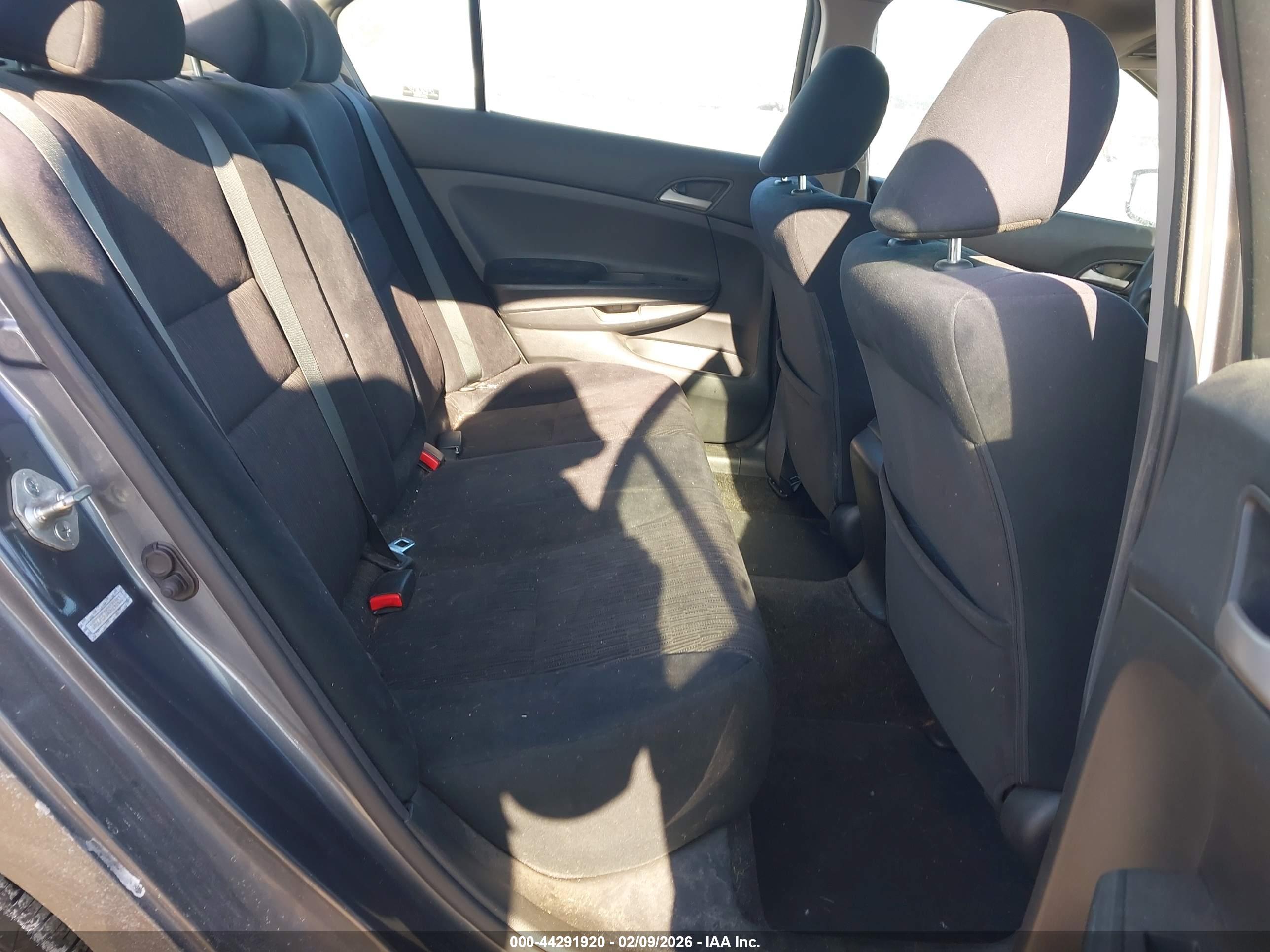 HONDA ACCORD image 8