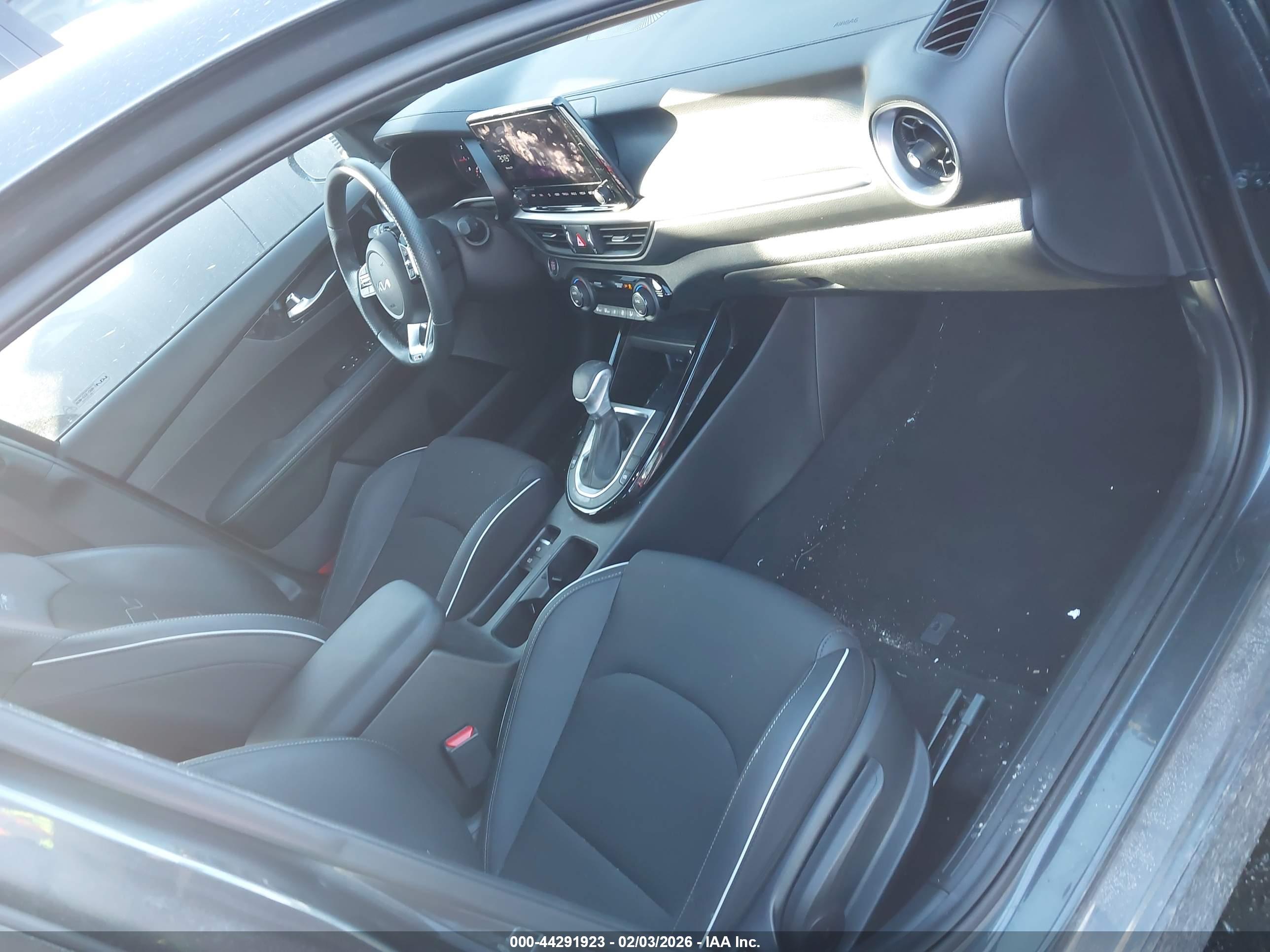 KIA FORTE image 5