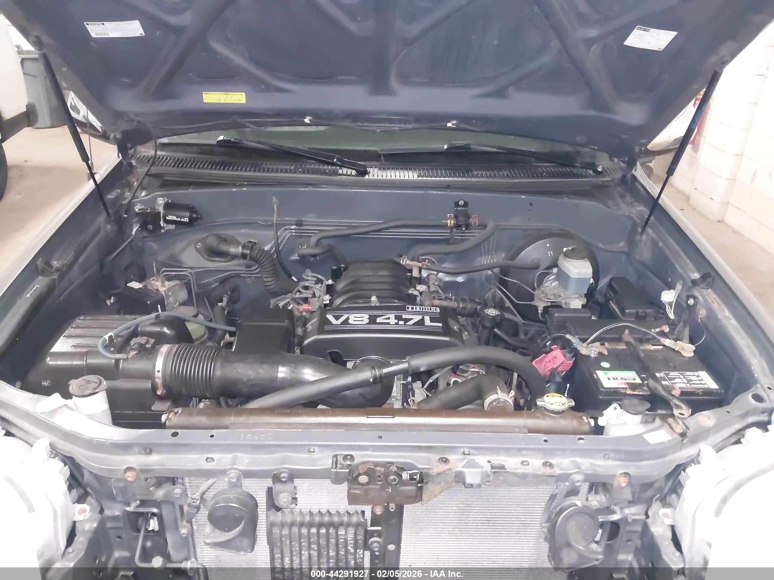 TOYOTA TUNDRA image 10