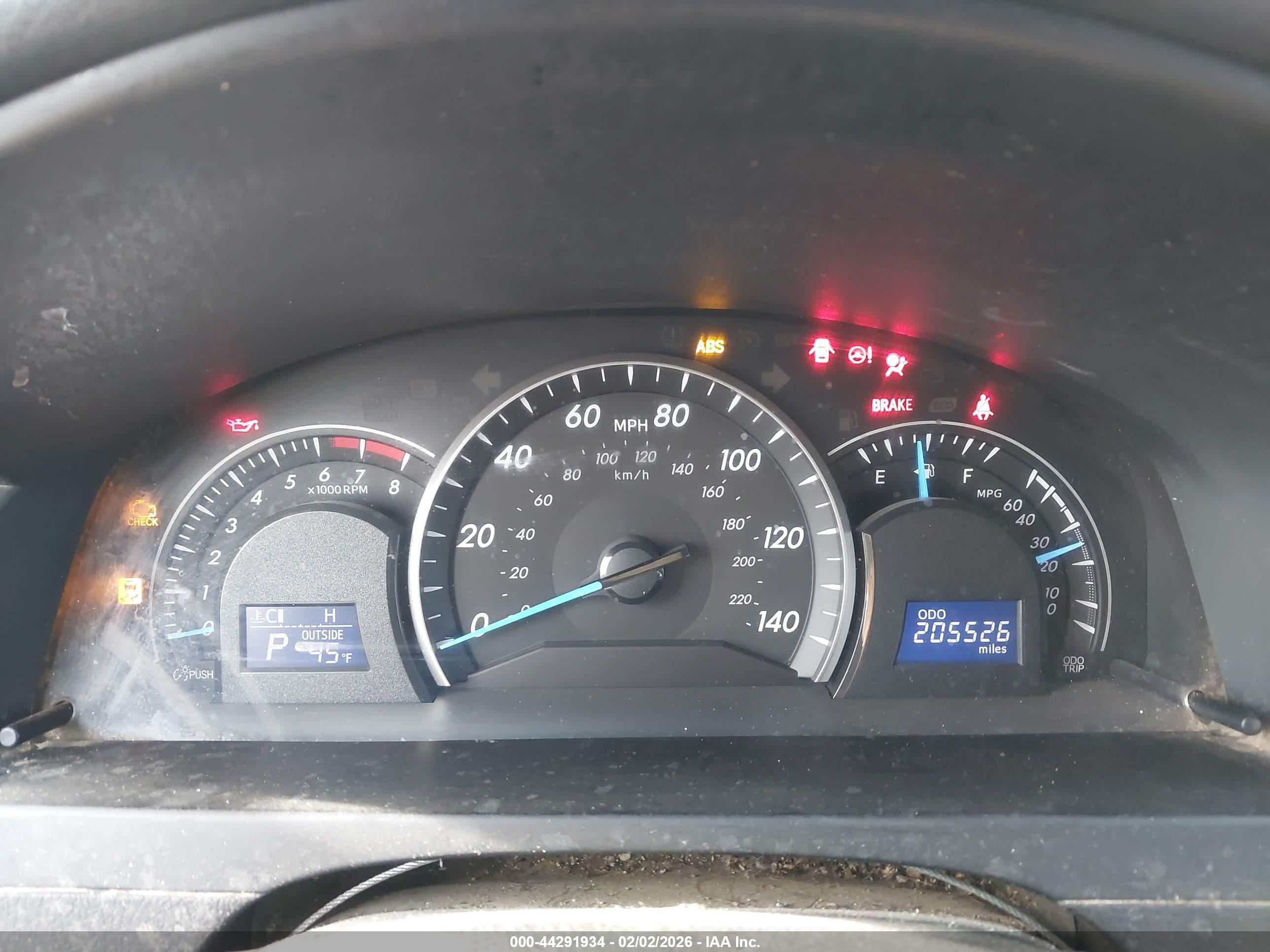 TOYOTA CAMRY image 7