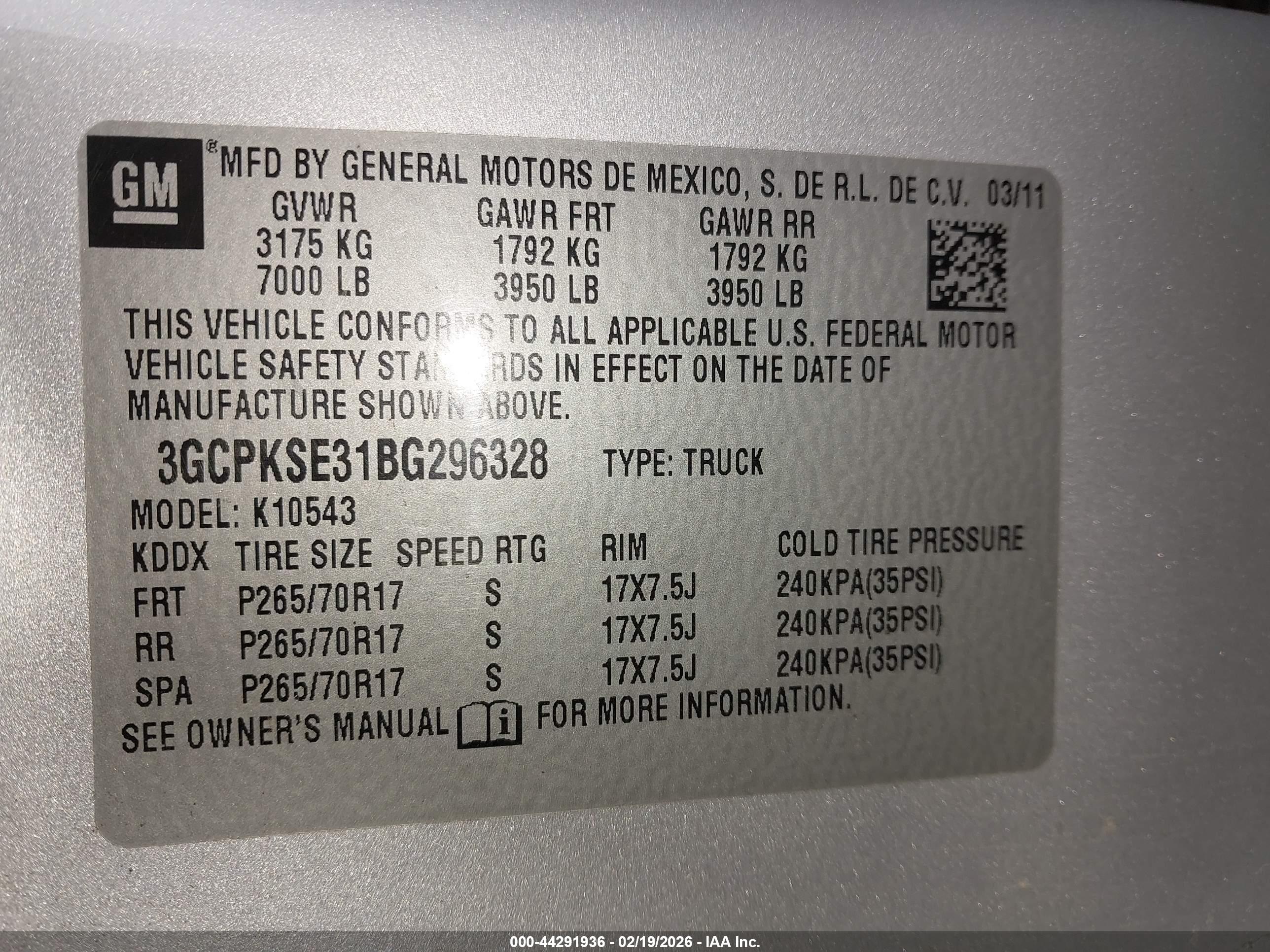 CHEVROLET SILVERADO image 9
