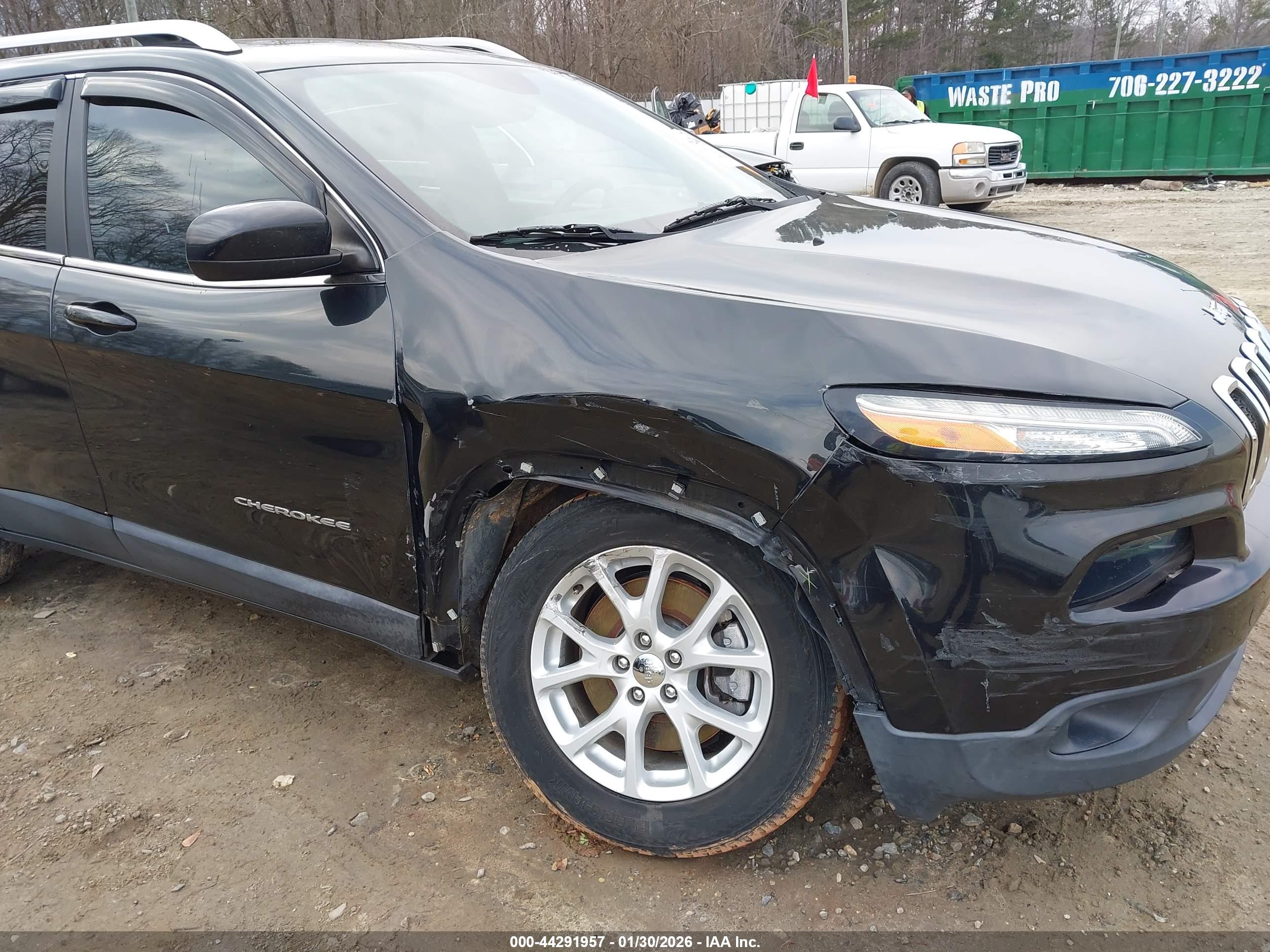 JEEP CHEROKEE image 6