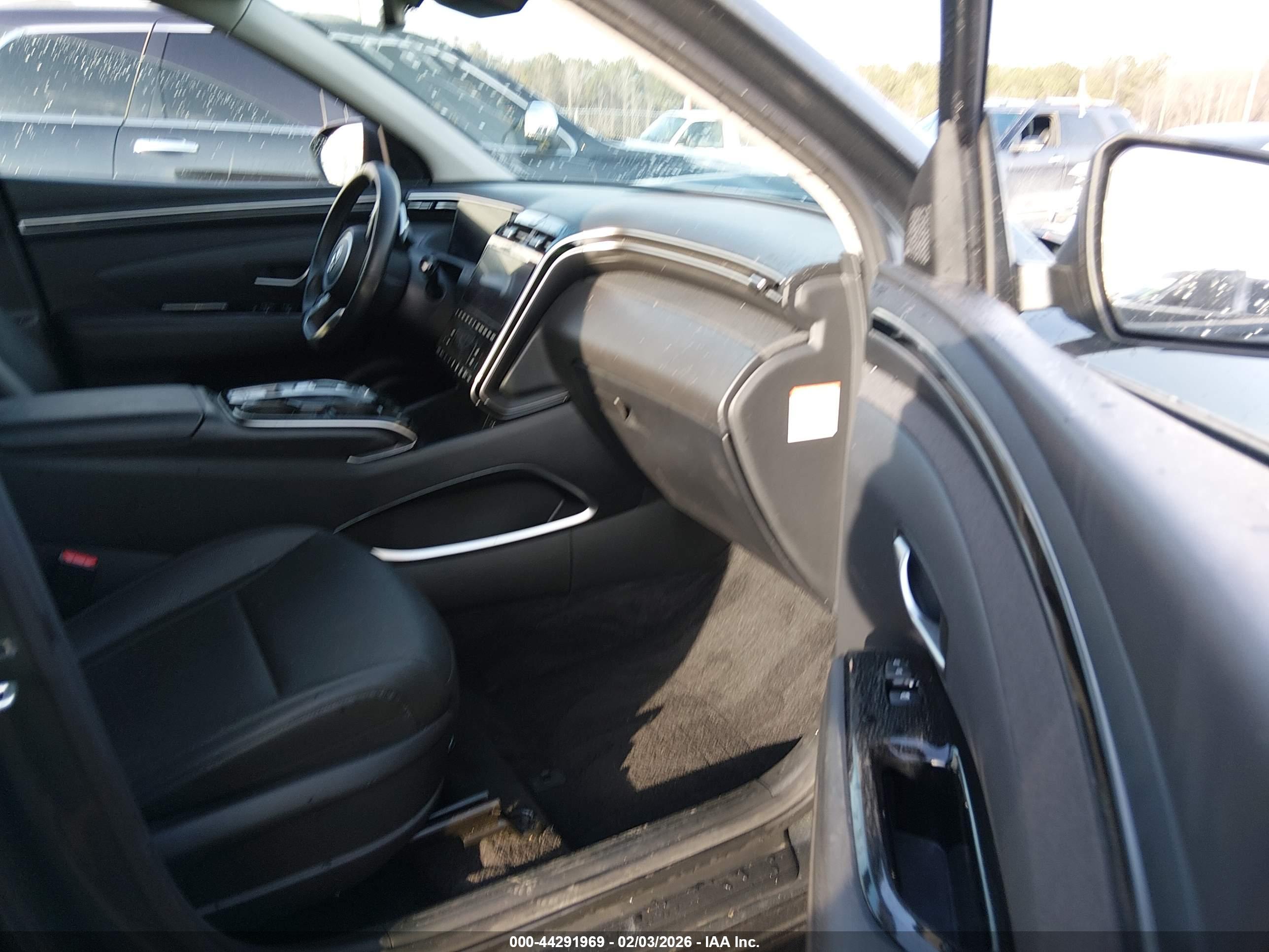HYUNDAI TUCSON image 5