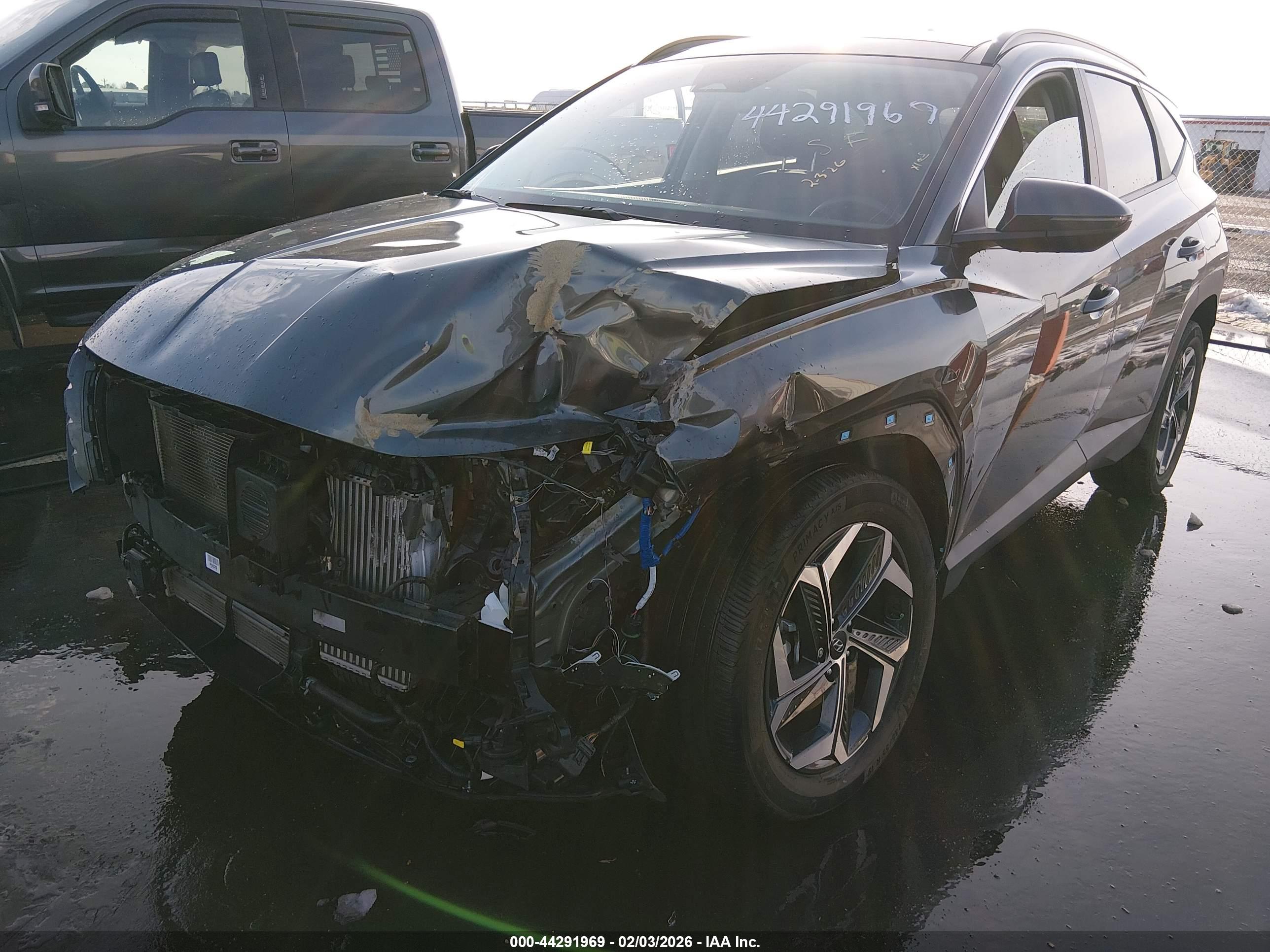 HYUNDAI TUCSON image 6