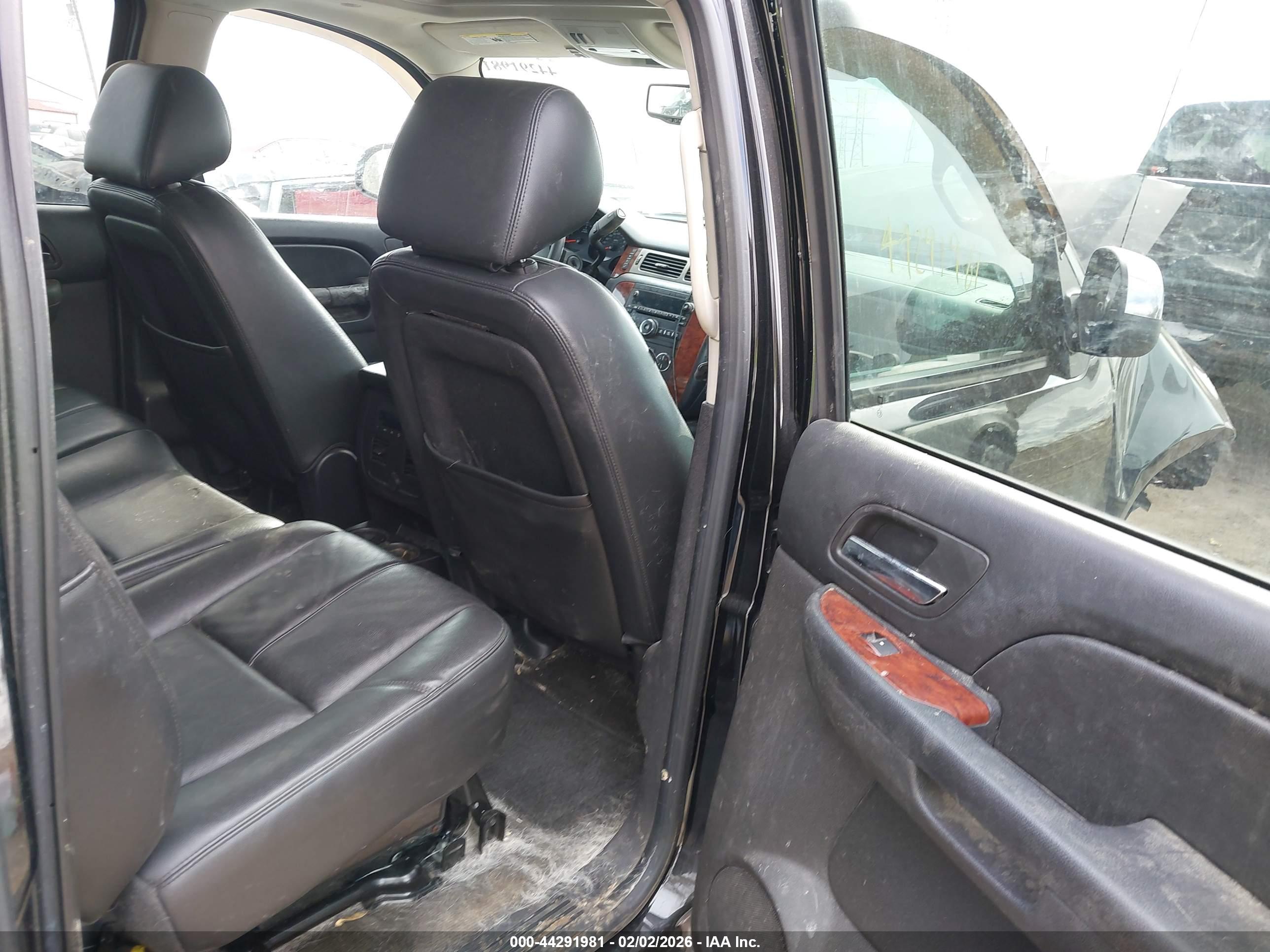 CHEVROLET AVALANCHE image 8
