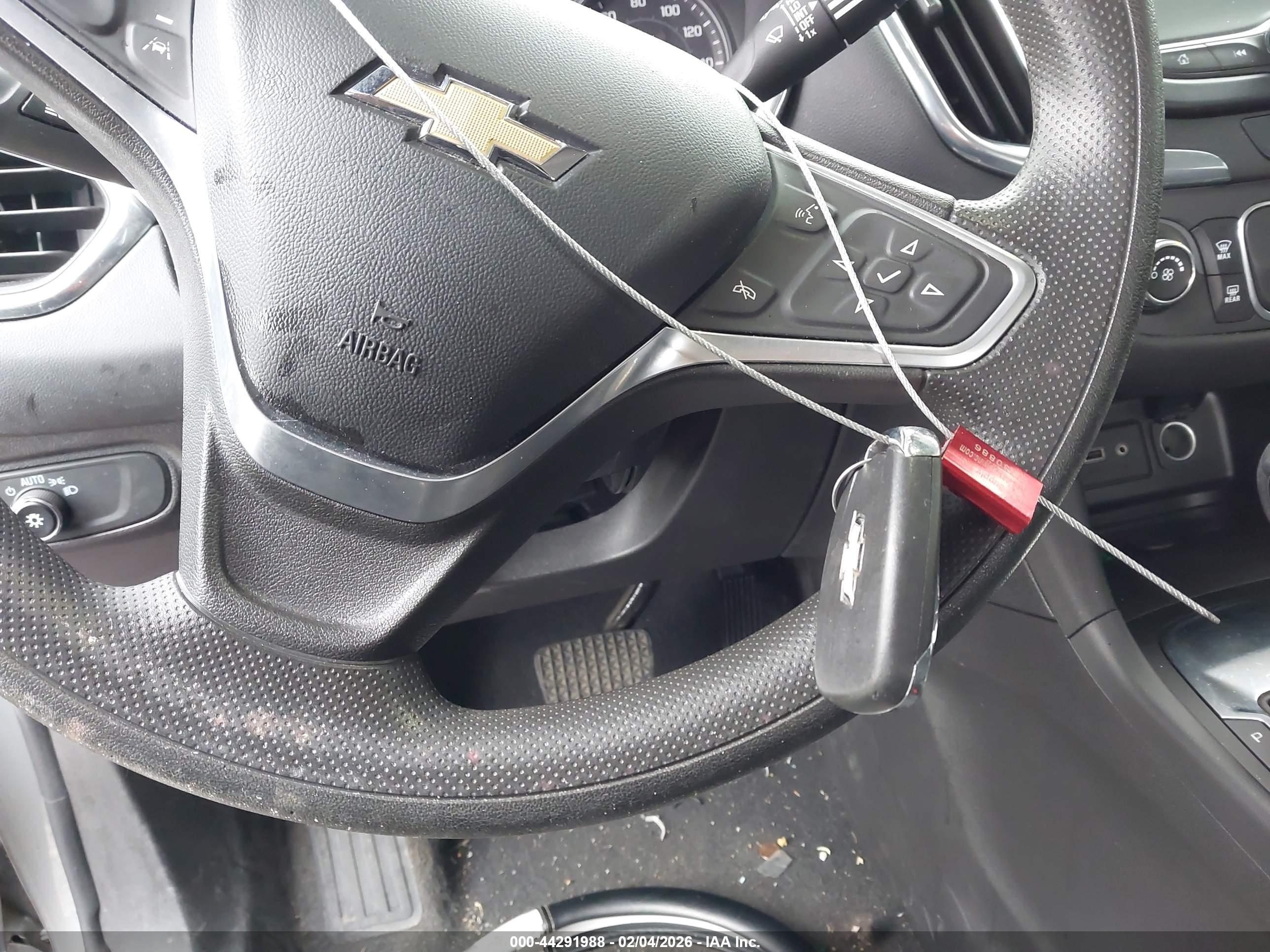 CHEVROLET EQUINOX image 11