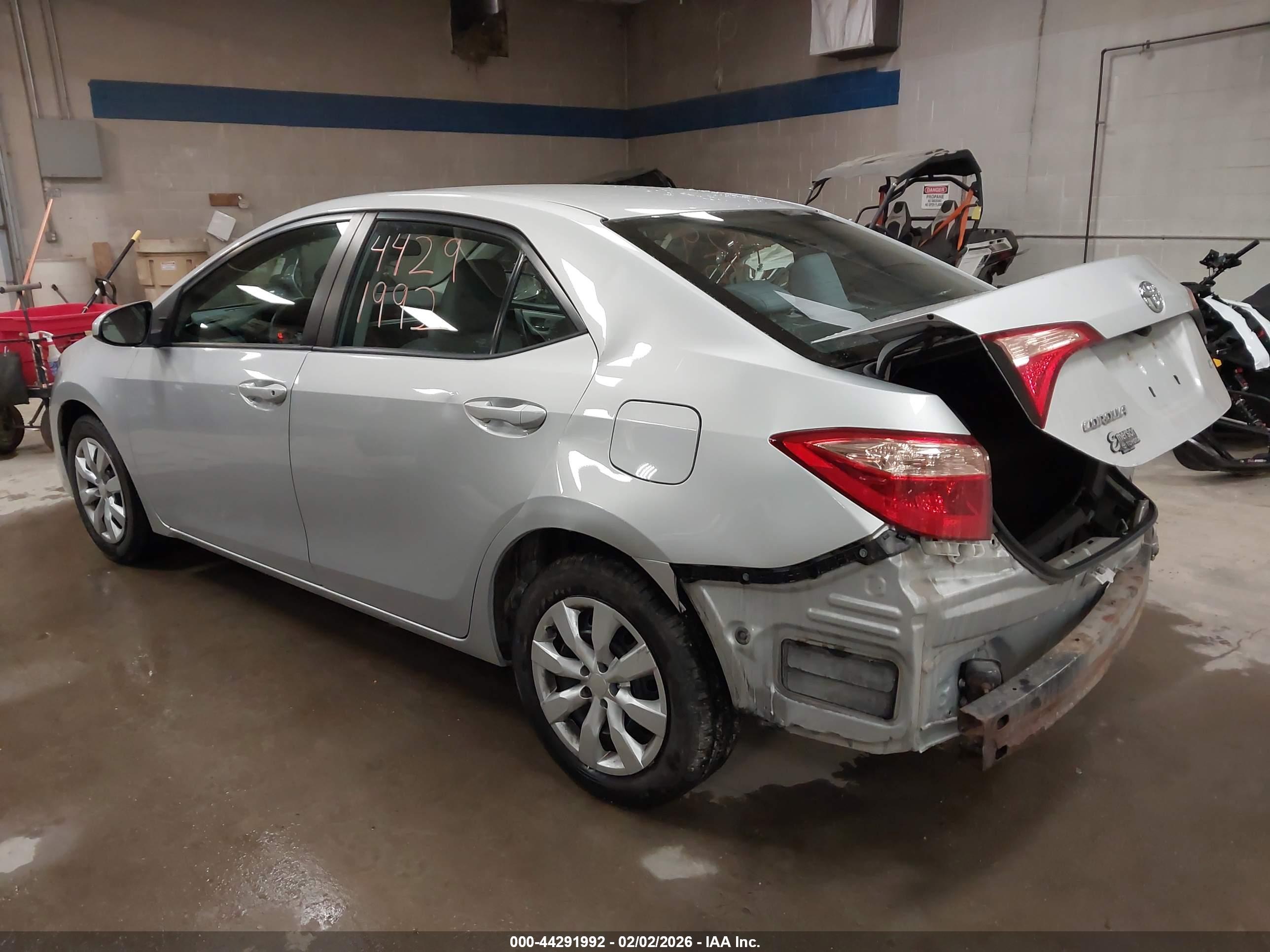 TOYOTA COROLLA image 3