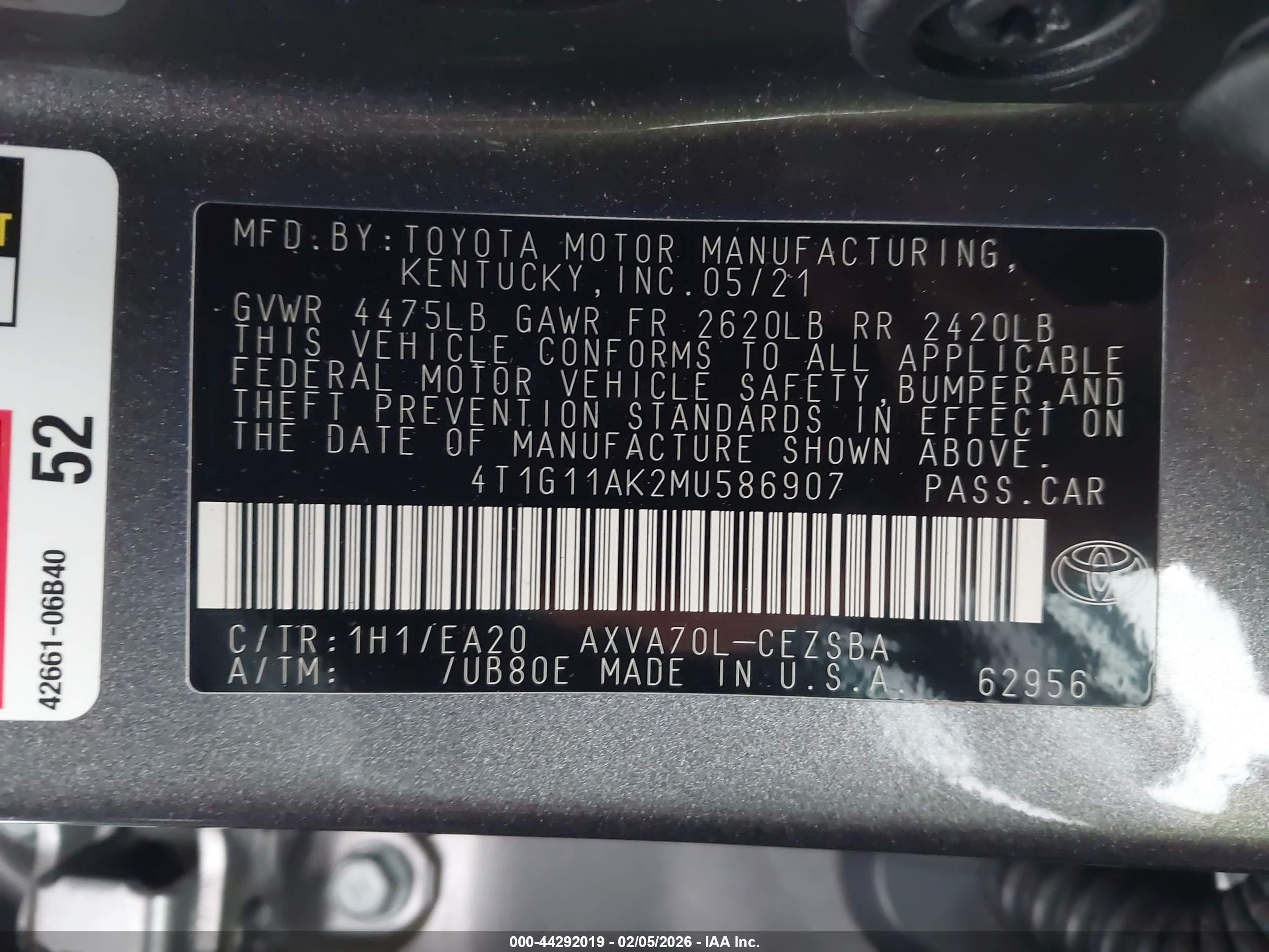 TOYOTA CAMRY image 9