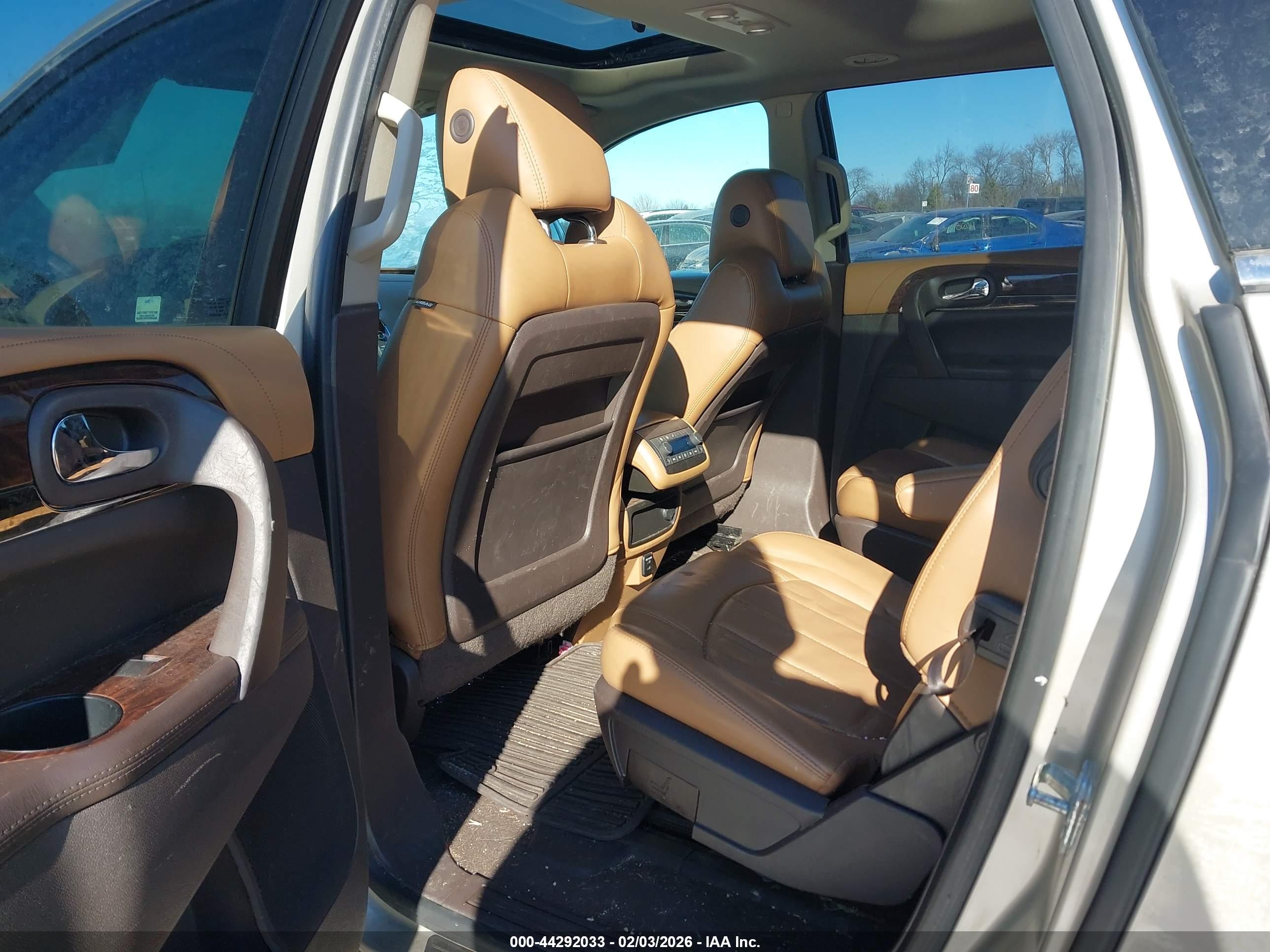 BUICK ENCLAVE image 8
