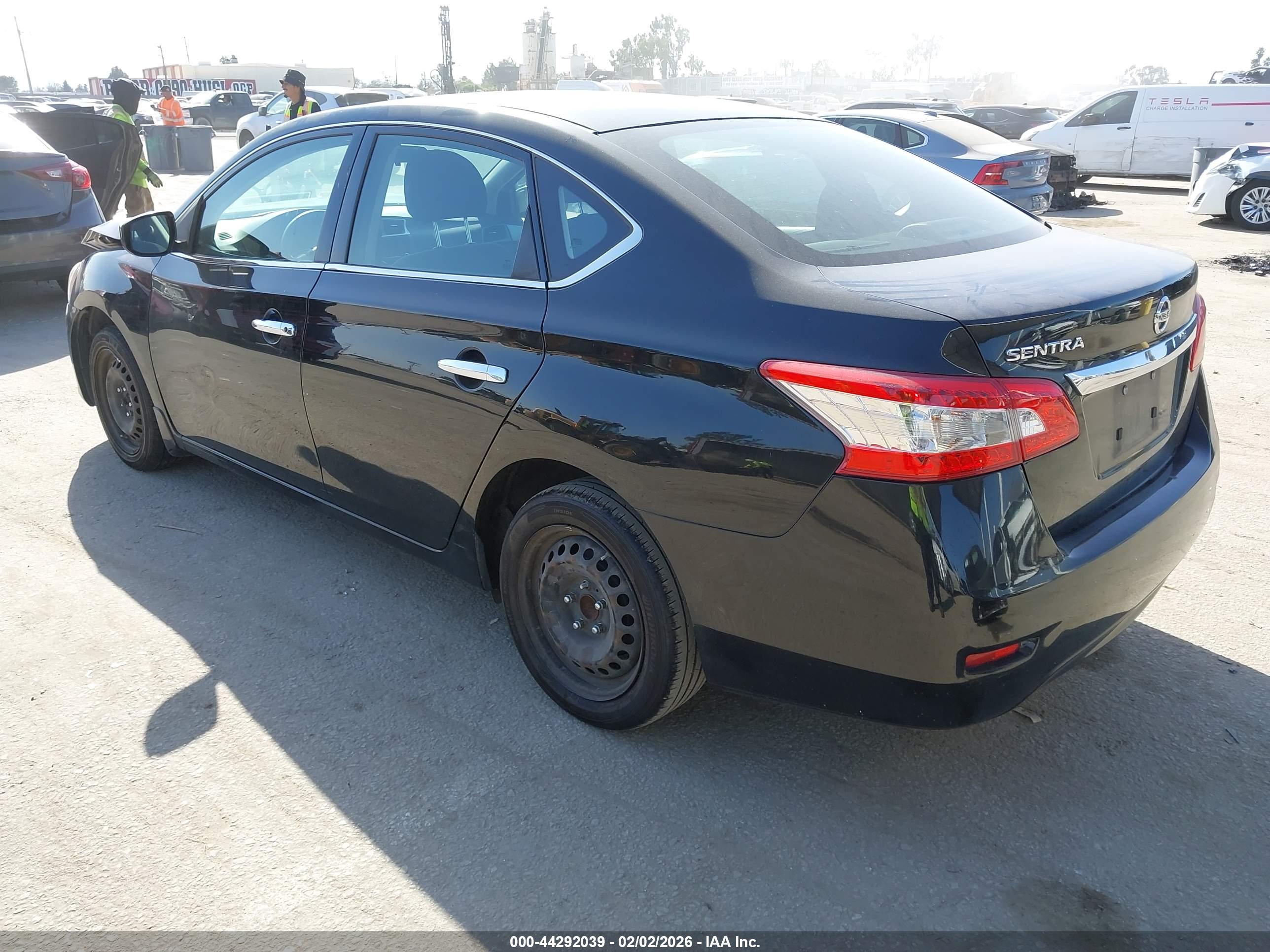 NISSAN SENTRA image 3