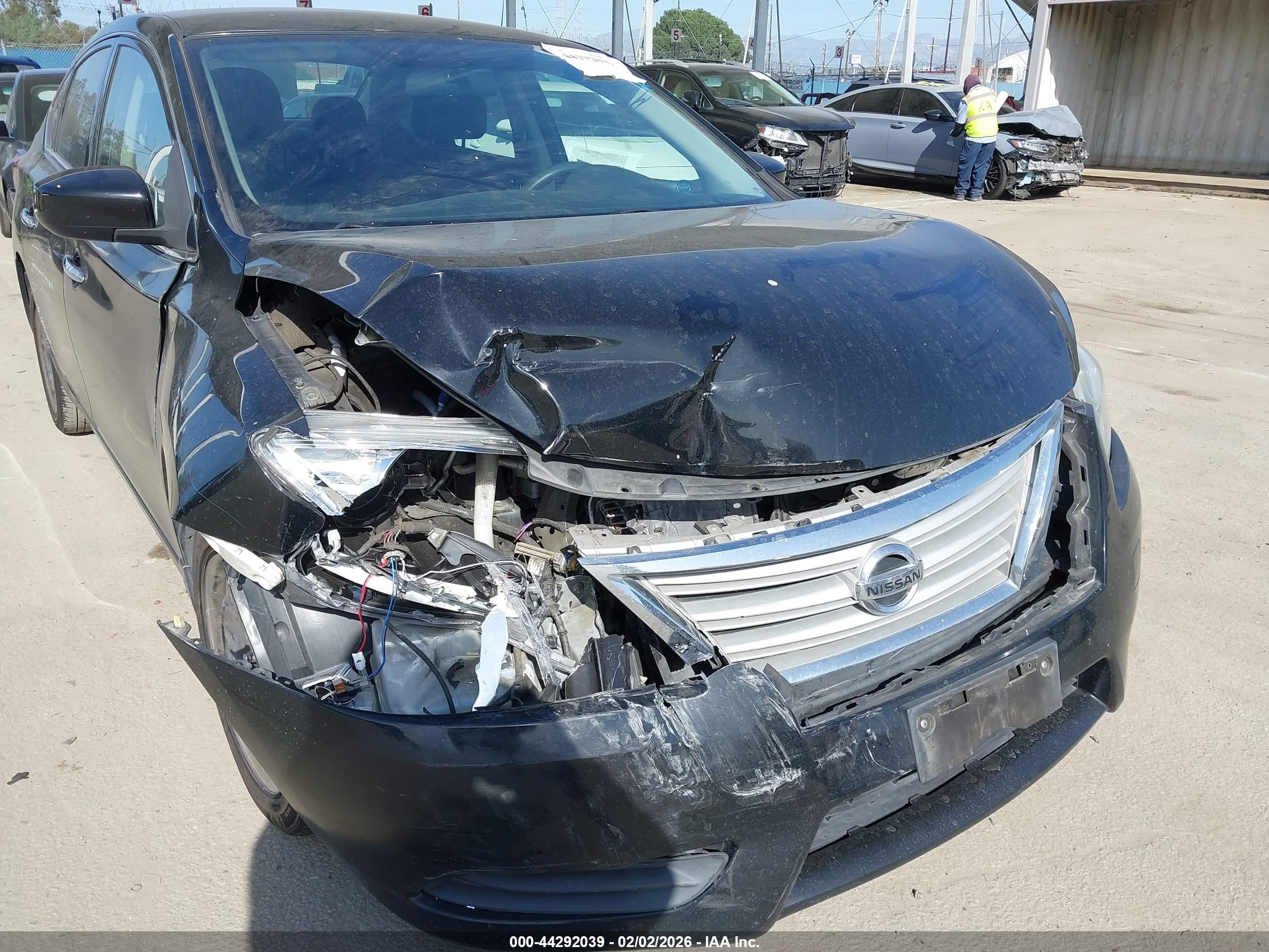 NISSAN SENTRA image 6
