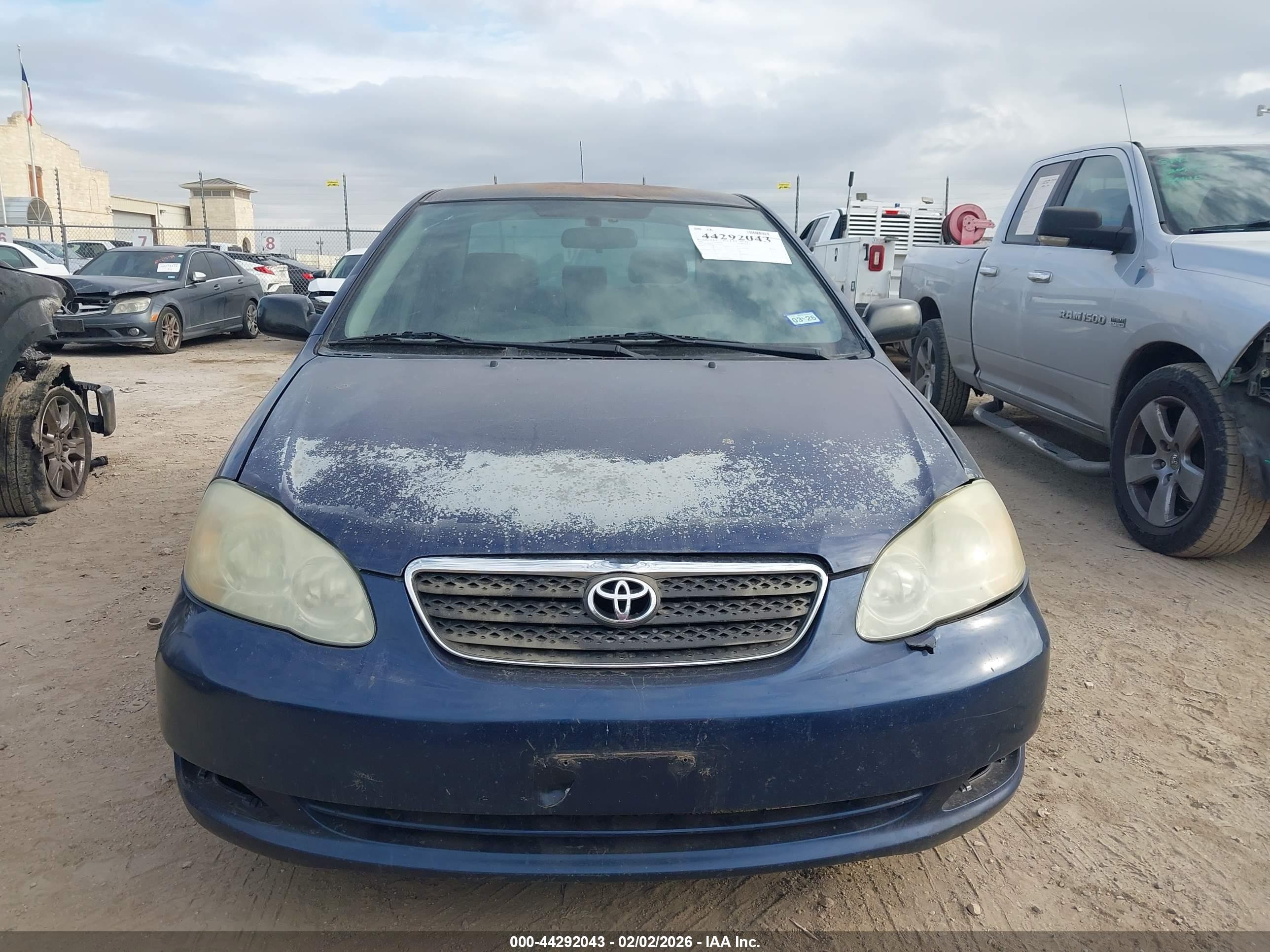 TOYOTA COROLLA image 6