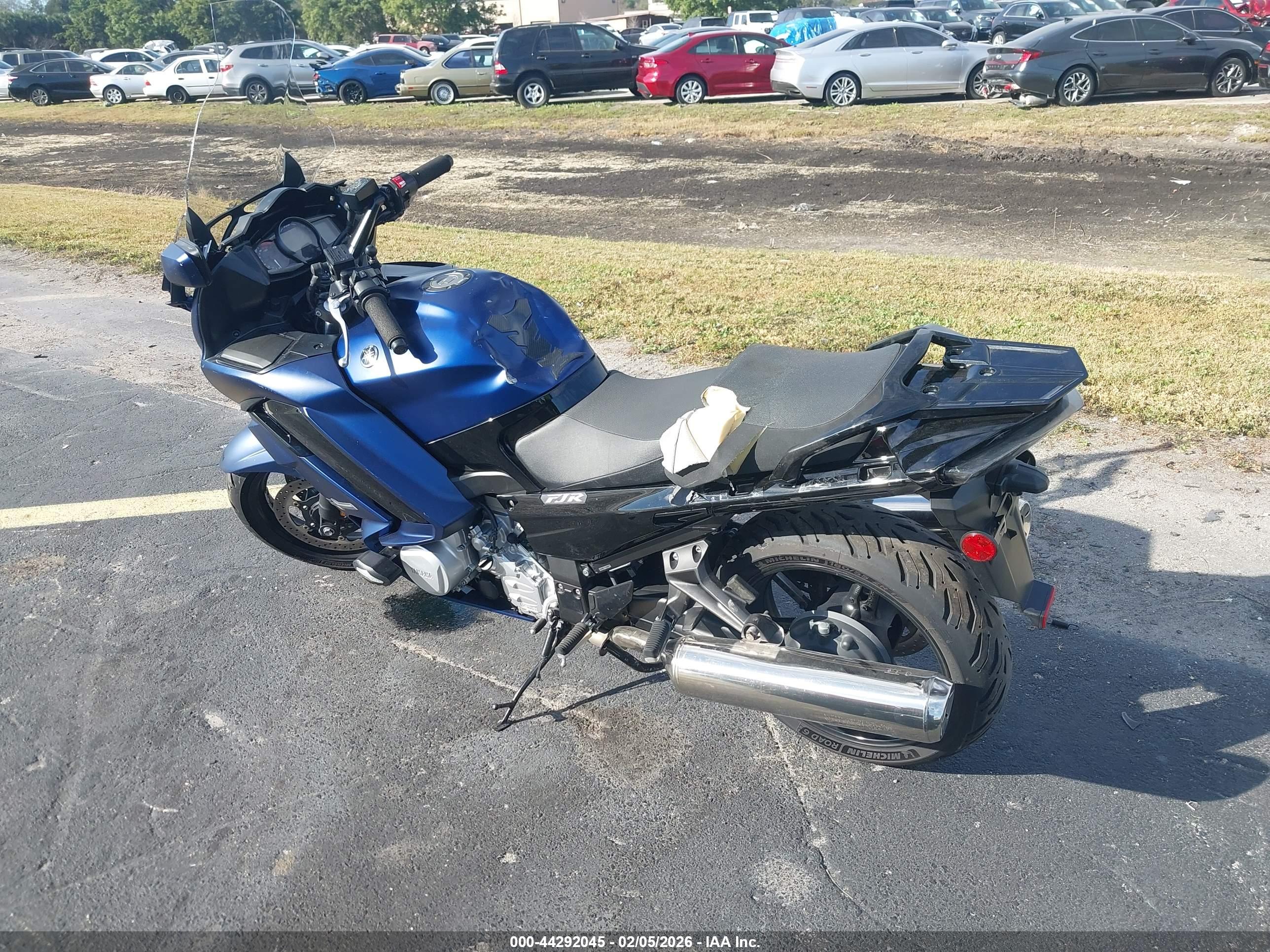 YAMAHA FJR1300 image 3