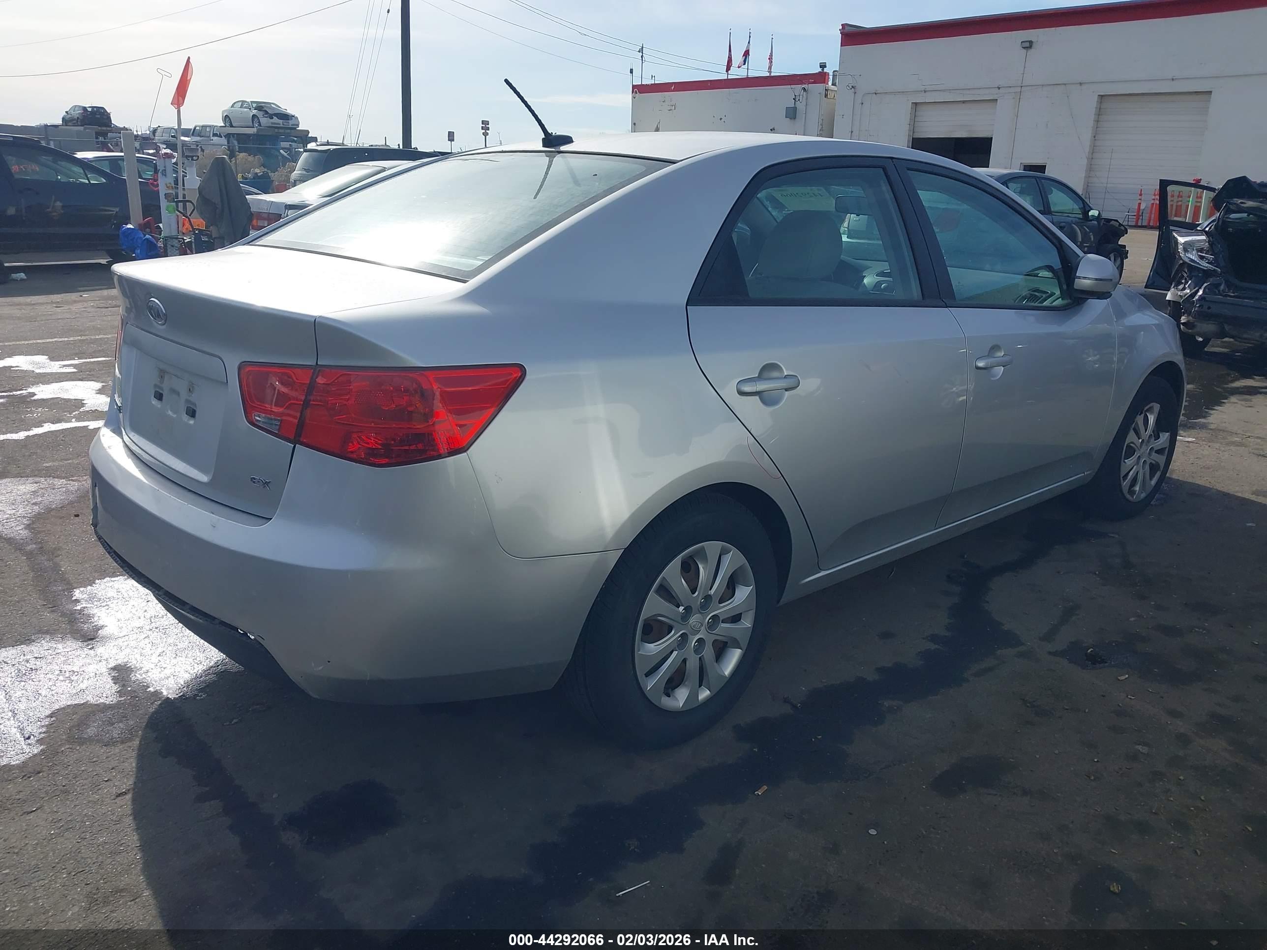 KIA FORTE image 4