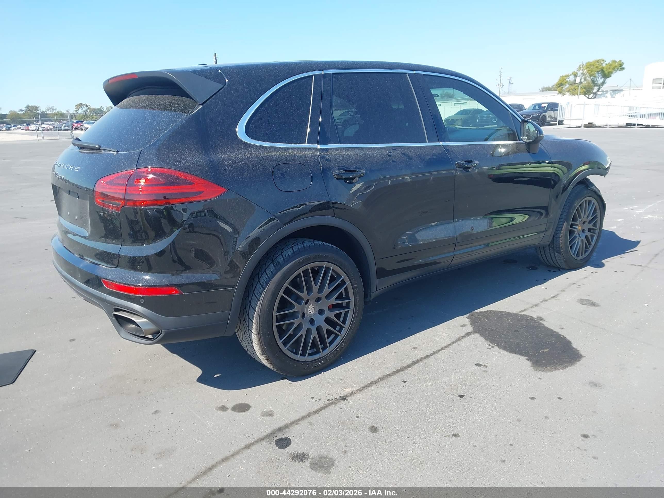 PORSCHE CAYENNE image 4