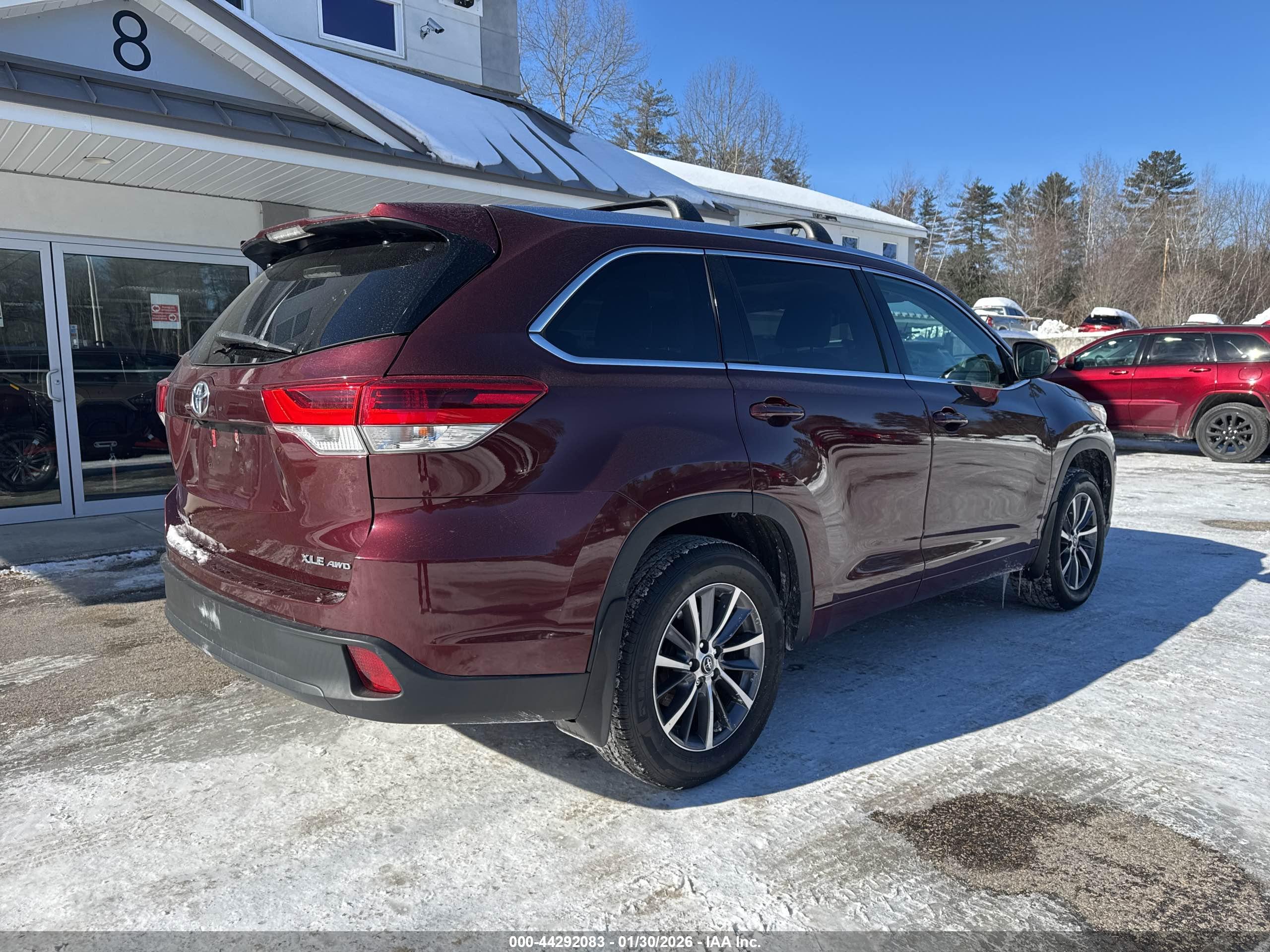 TOYOTA HIGHLANDER image 4