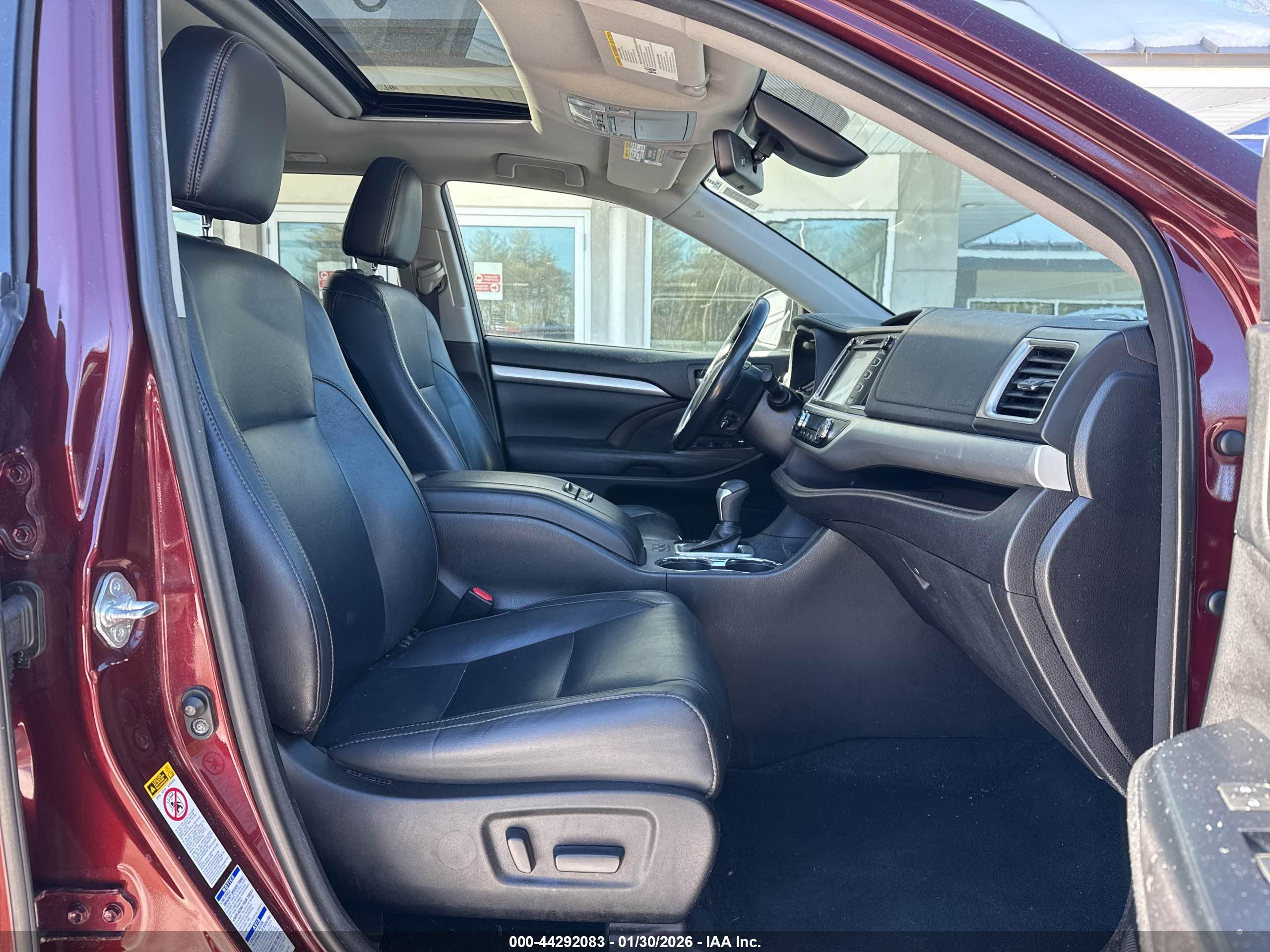 TOYOTA HIGHLANDER image 5