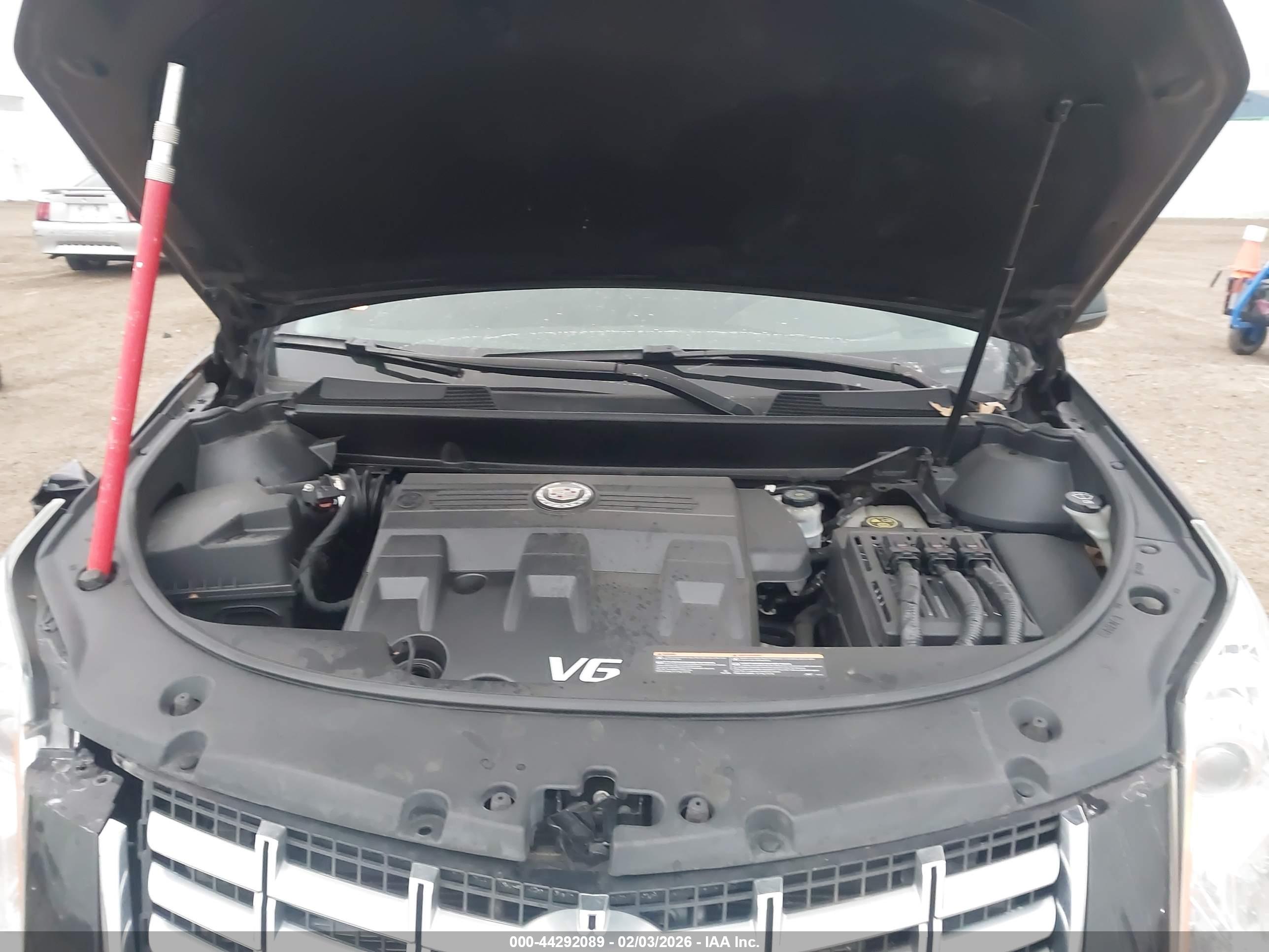 CADILLAC SRX image 10