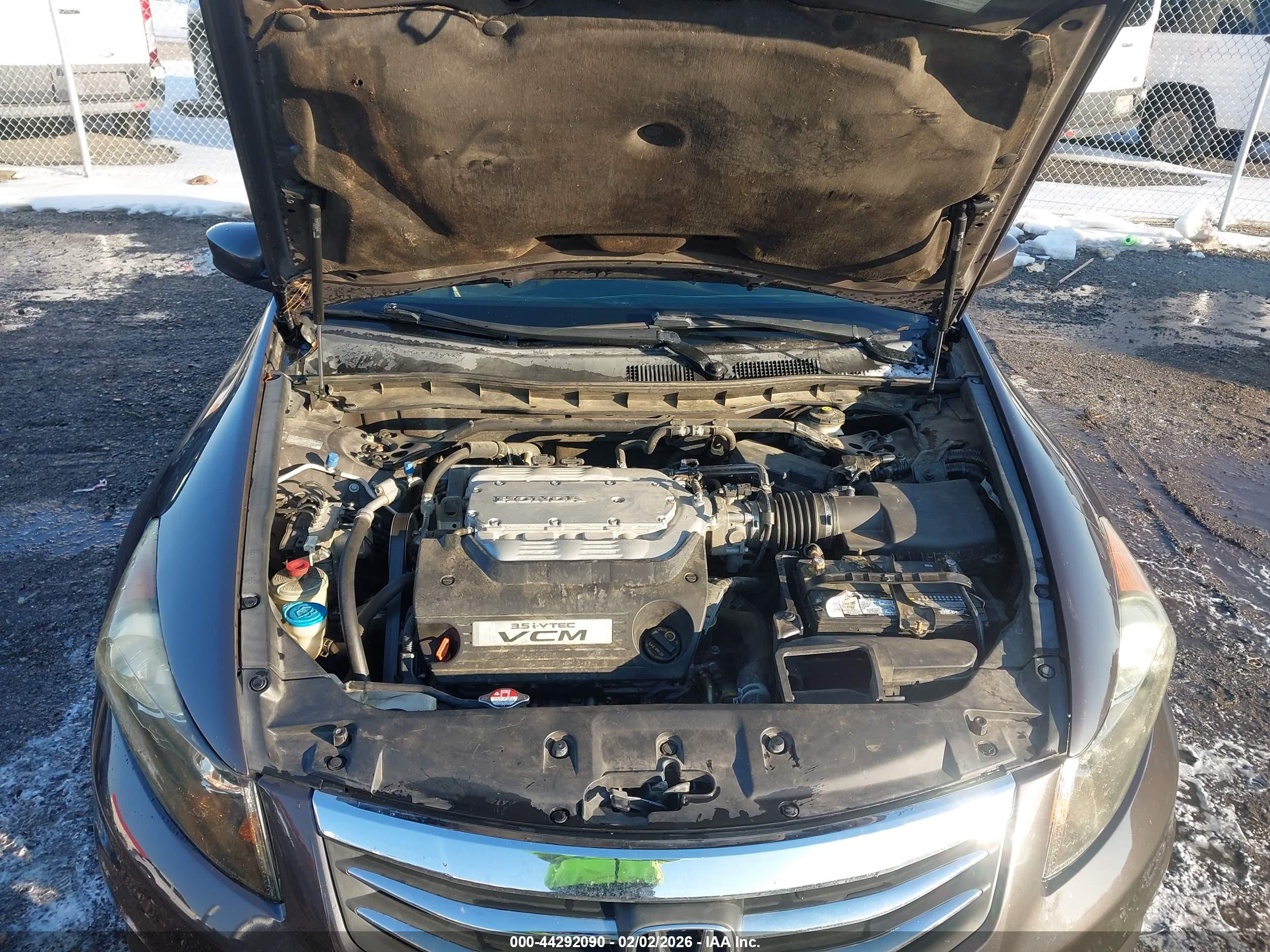 HONDA ACCORD image 10