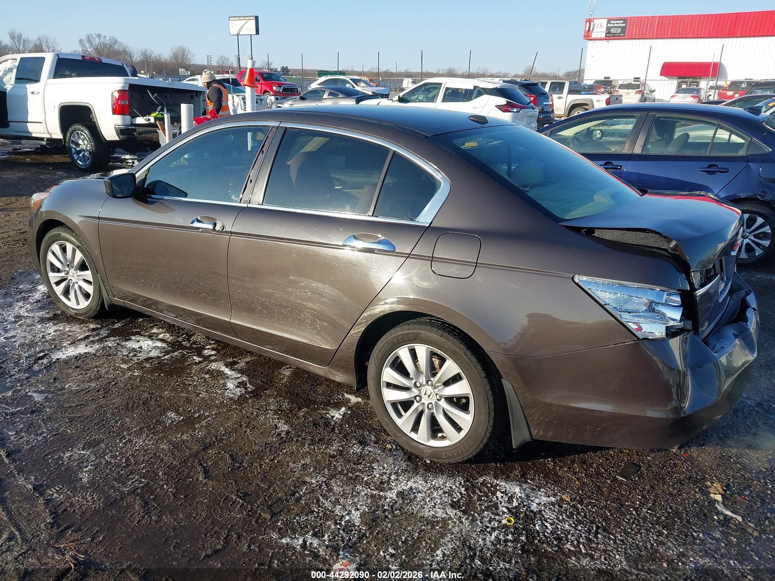 HONDA ACCORD image 3