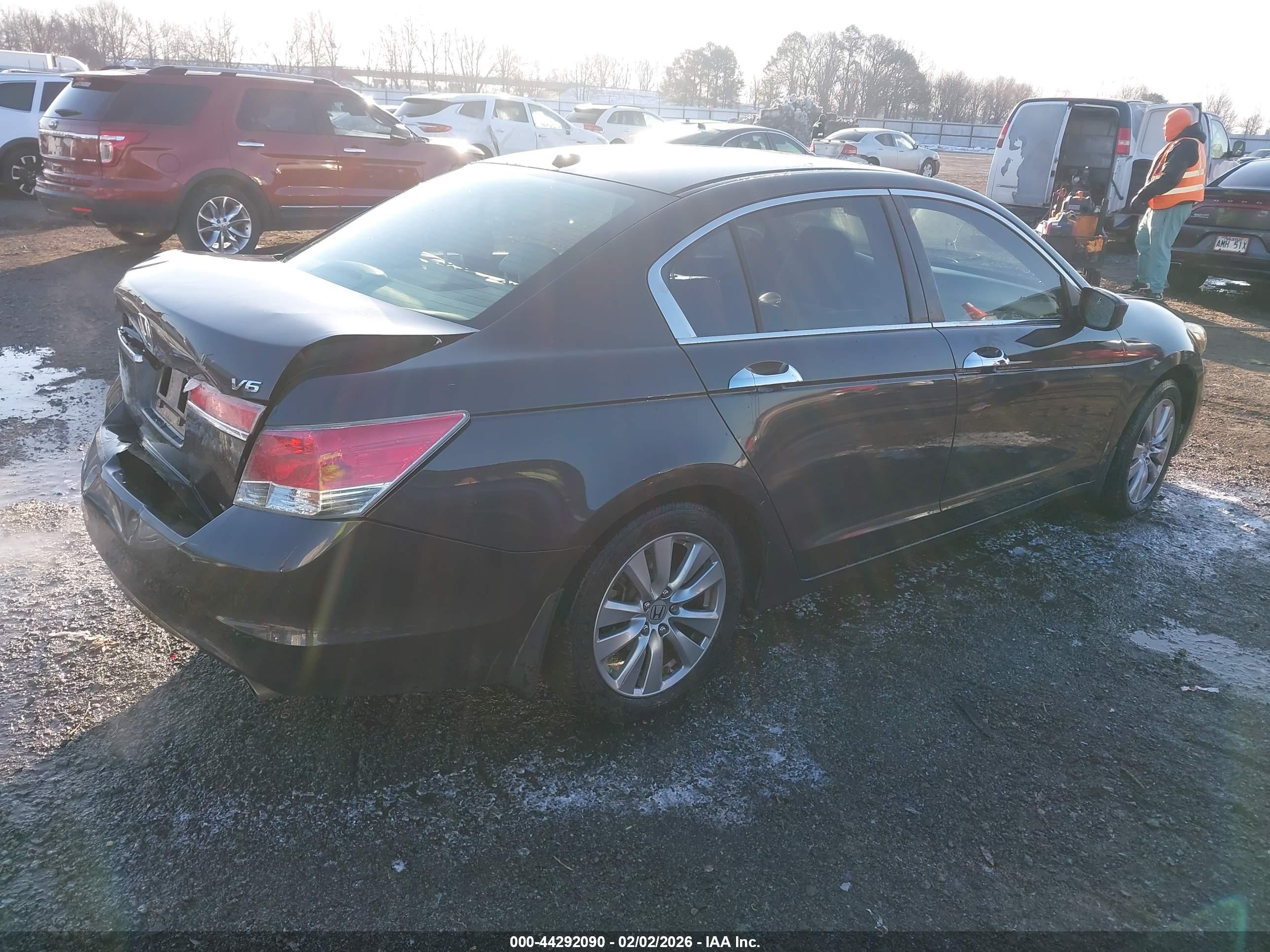 HONDA ACCORD image 4