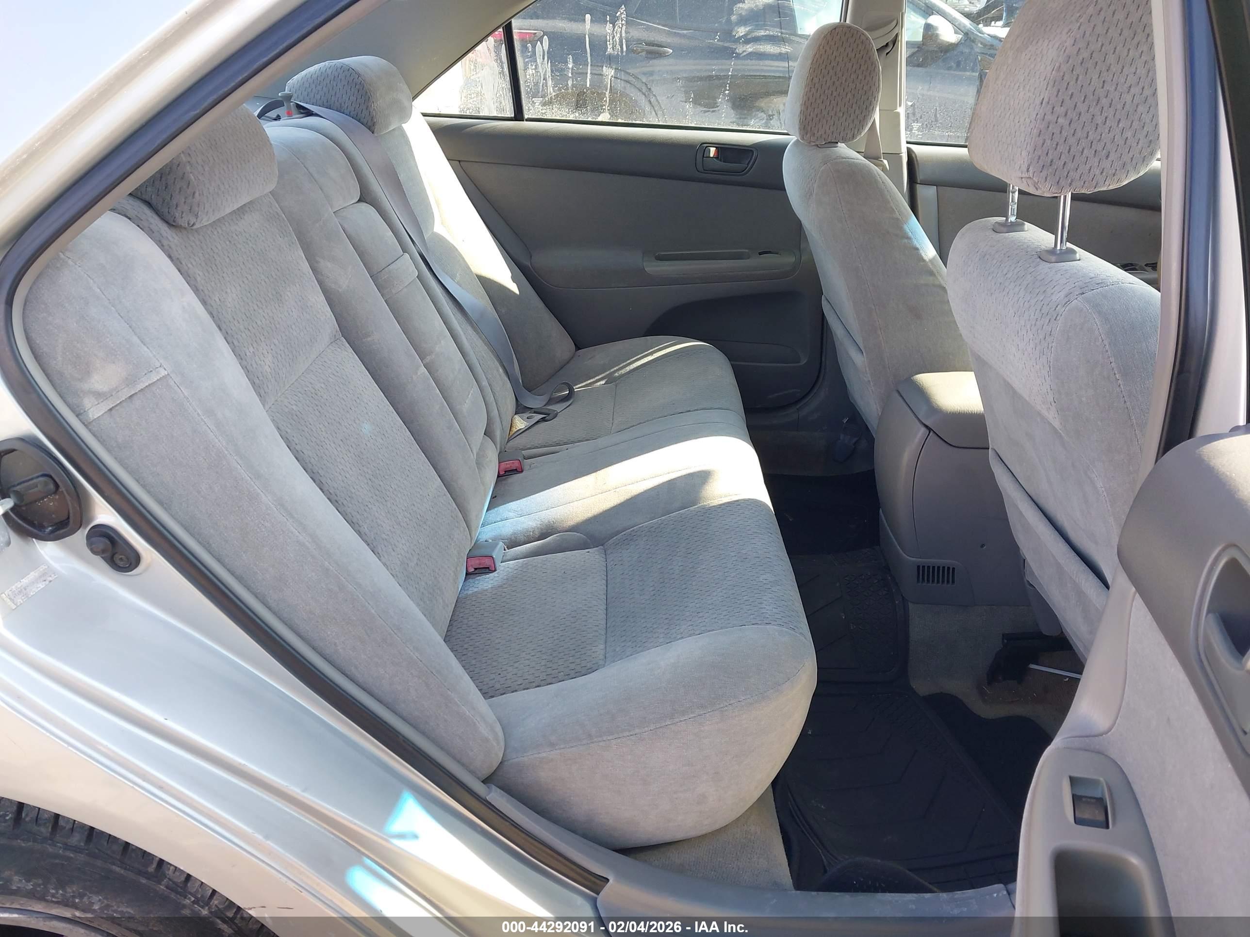 TOYOTA CAMRY image 8
