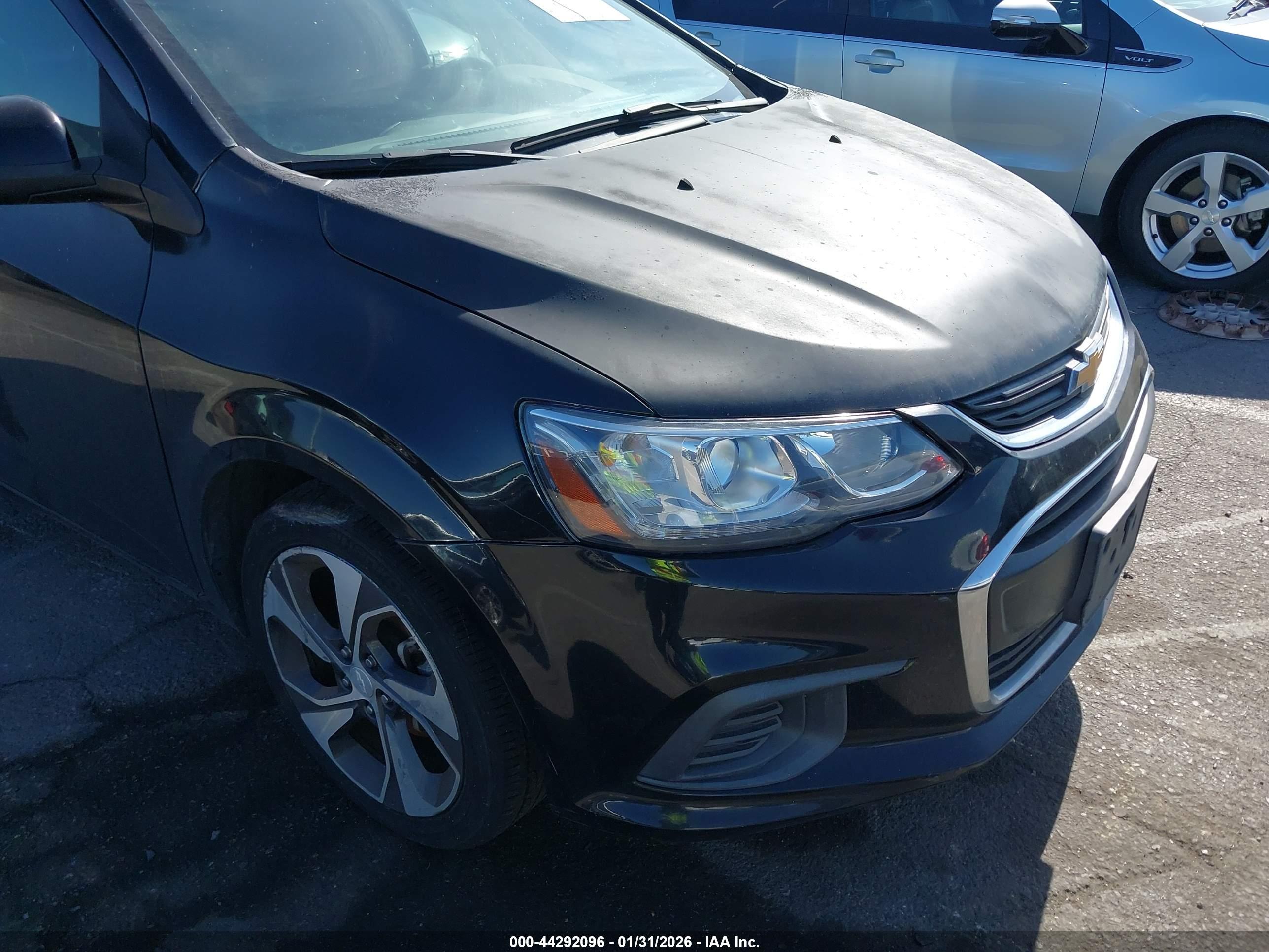 CHEVROLET SONIC image 6