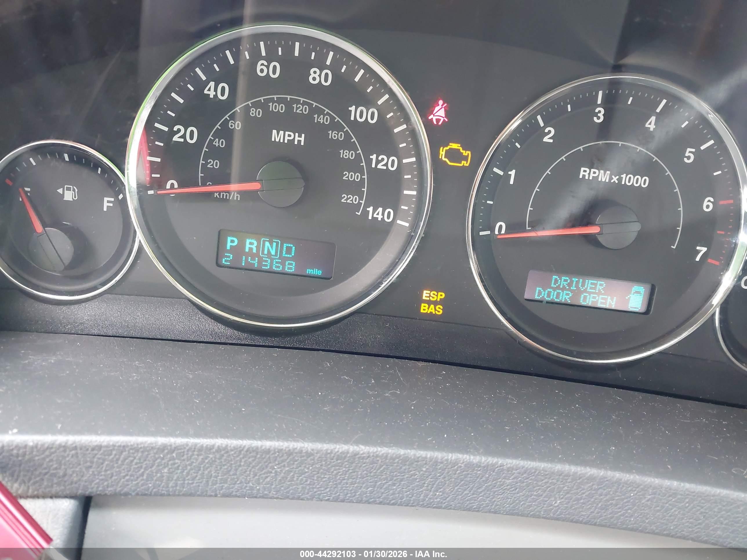 JEEP GRAND image 7