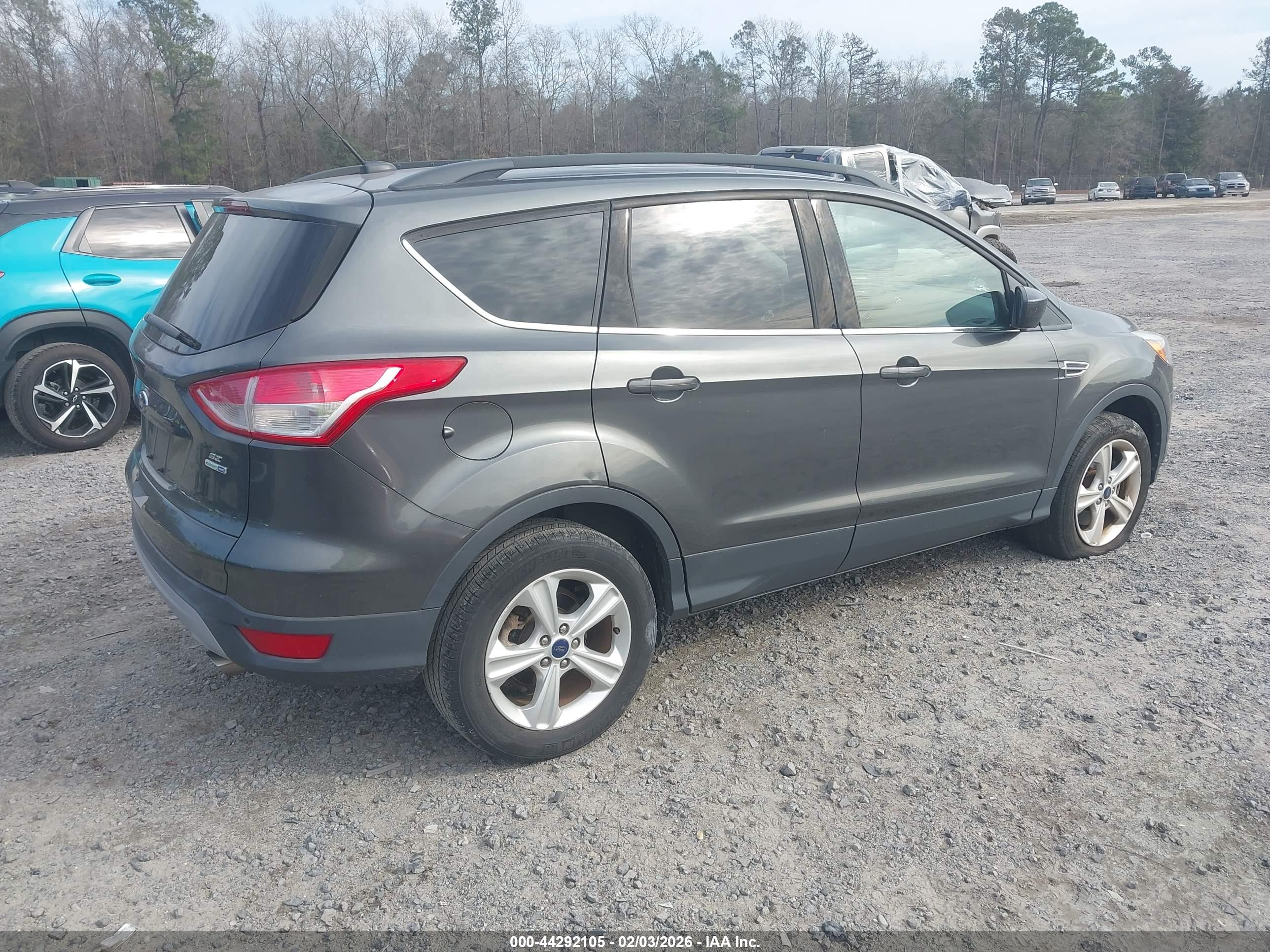 FORD ESCAPE image 4