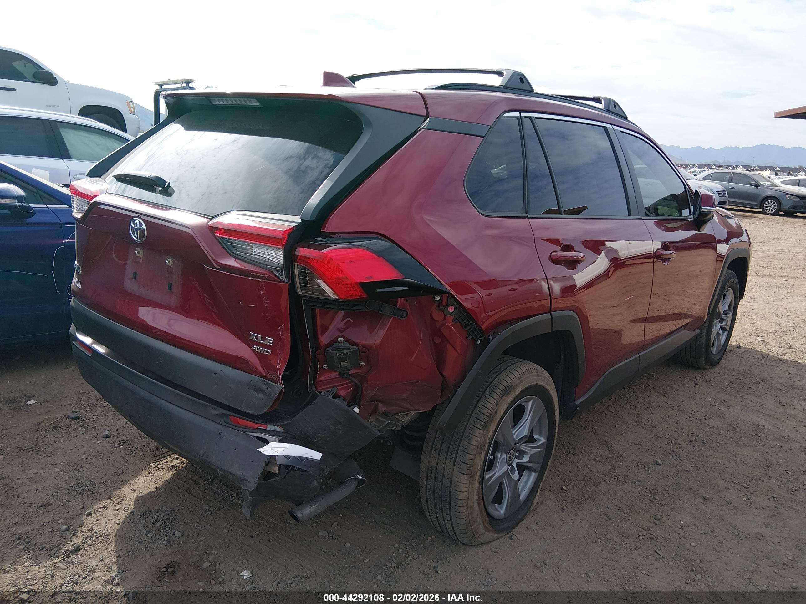 TOYOTA RAV4 image 6