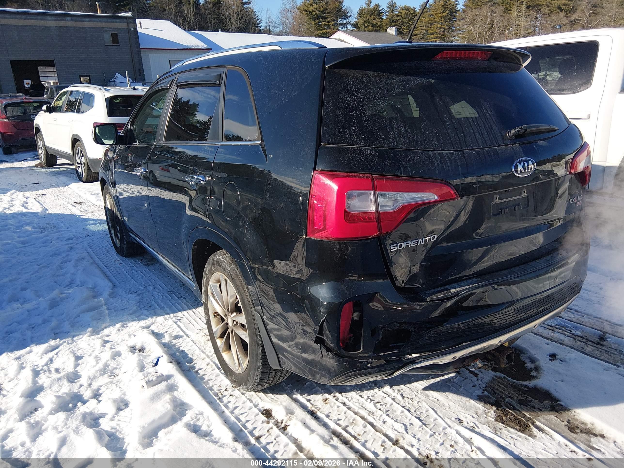 KIA SORENTO image 3