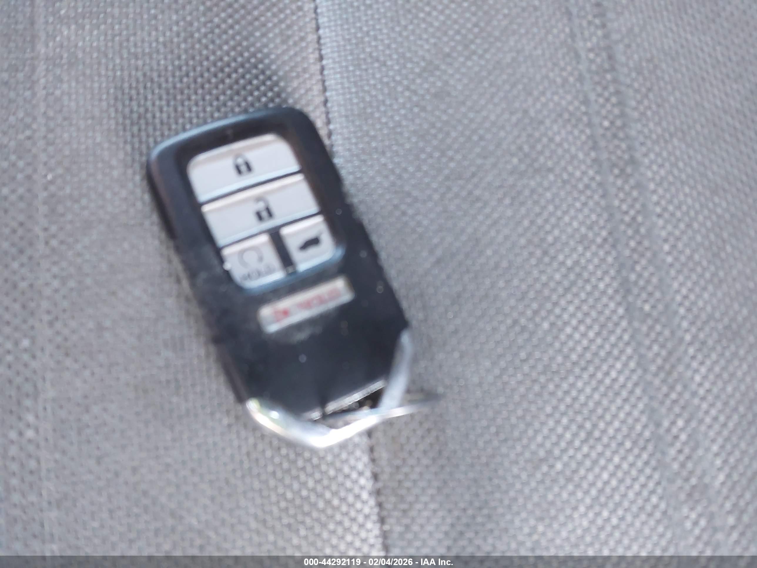 HONDA CR-V image 11