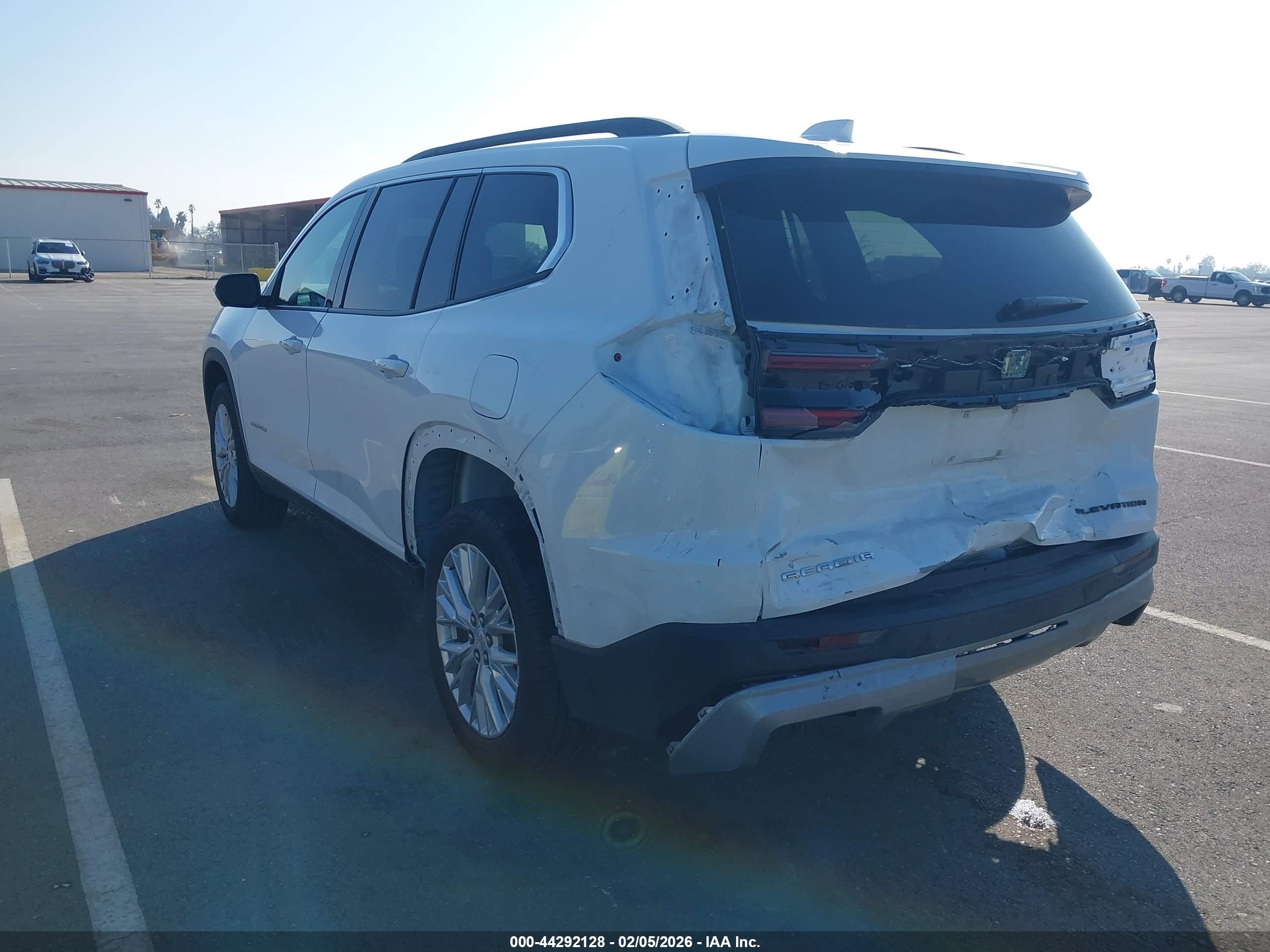 GMC ACADIA image 3