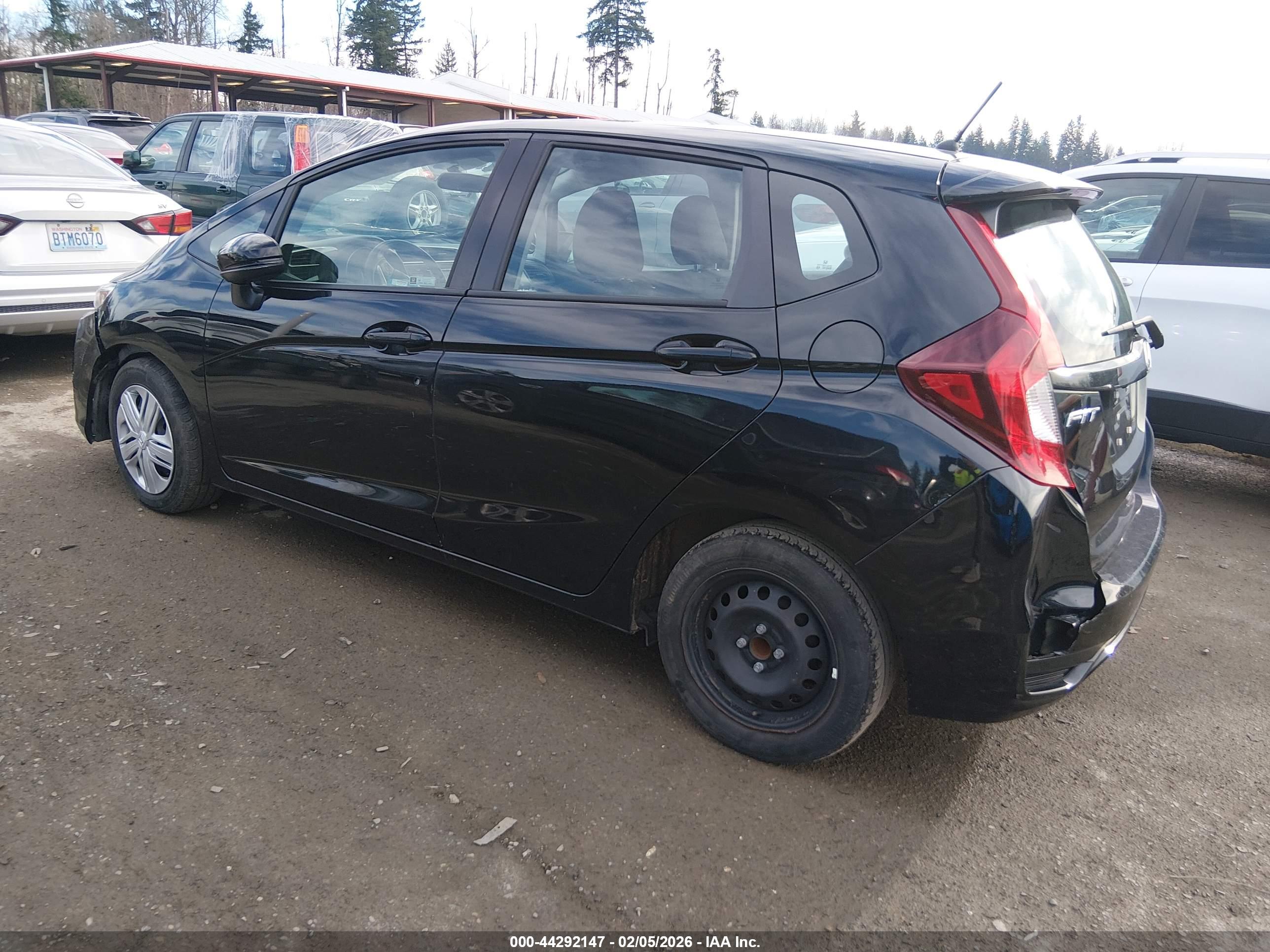 HONDA FIT image 3