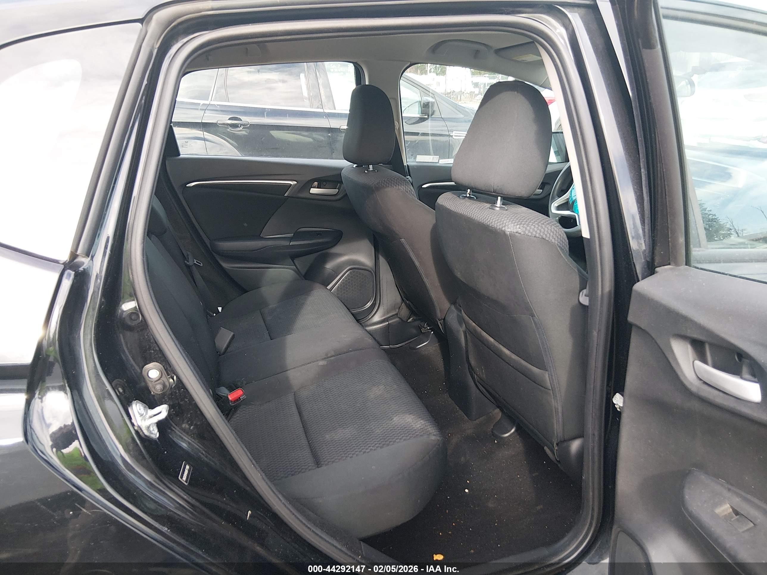 HONDA FIT image 8