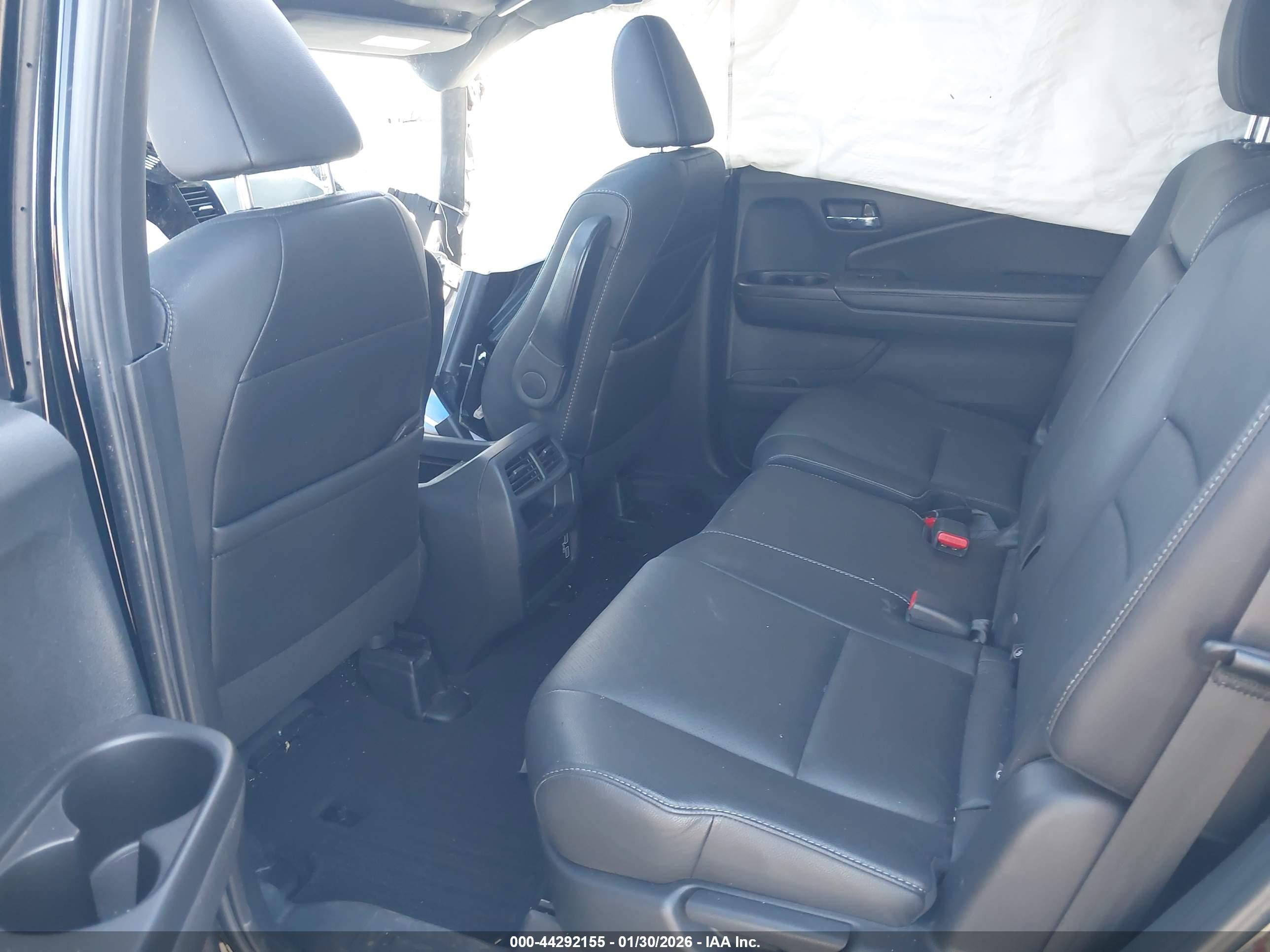 HONDA PASSPORT image 8
