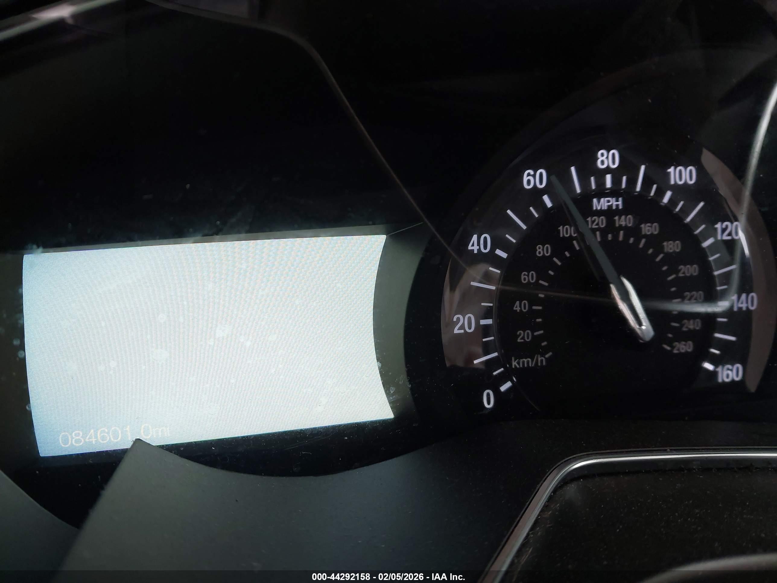 FORD FUSION image 7