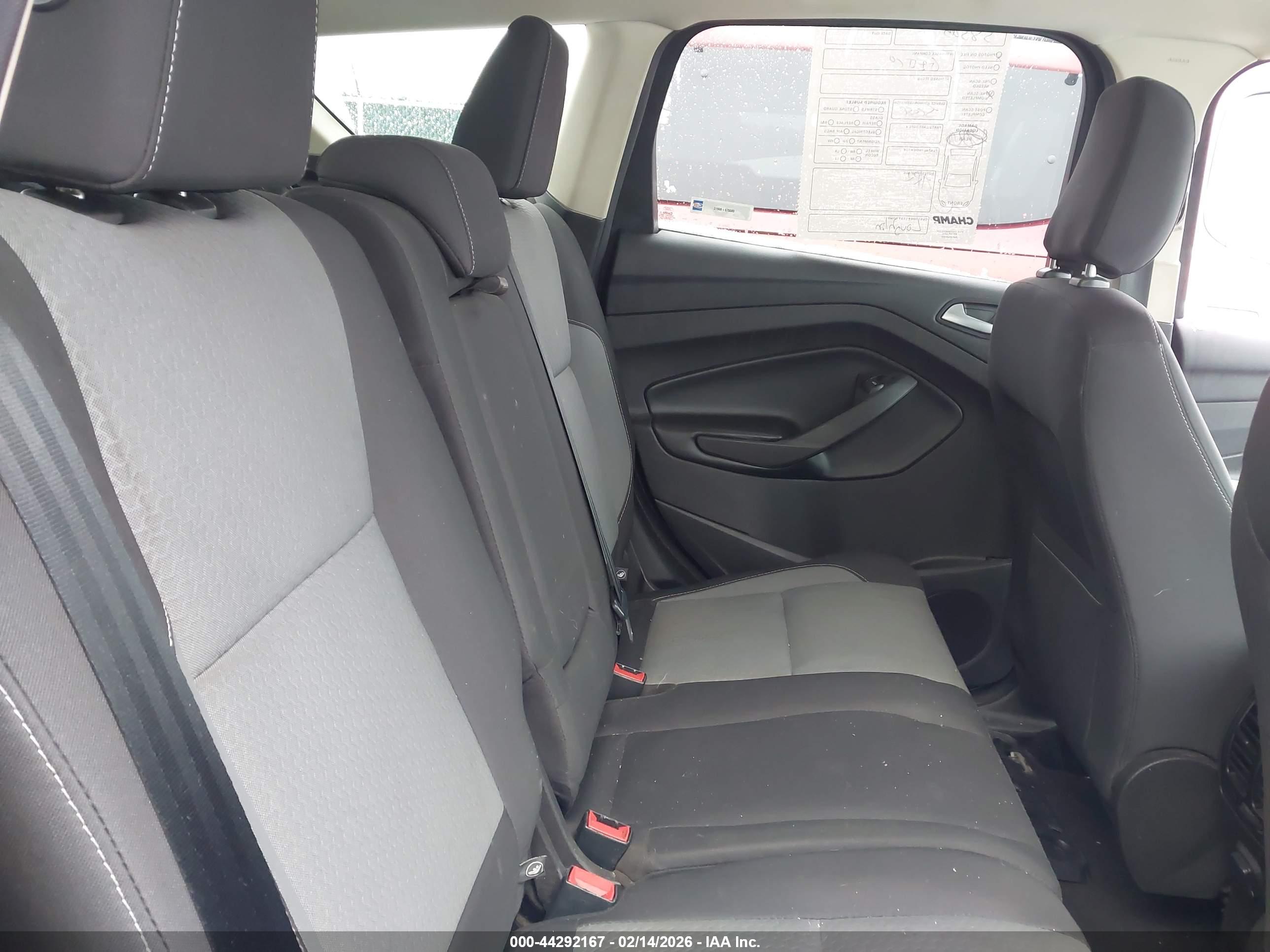 FORD ESCAPE image 8