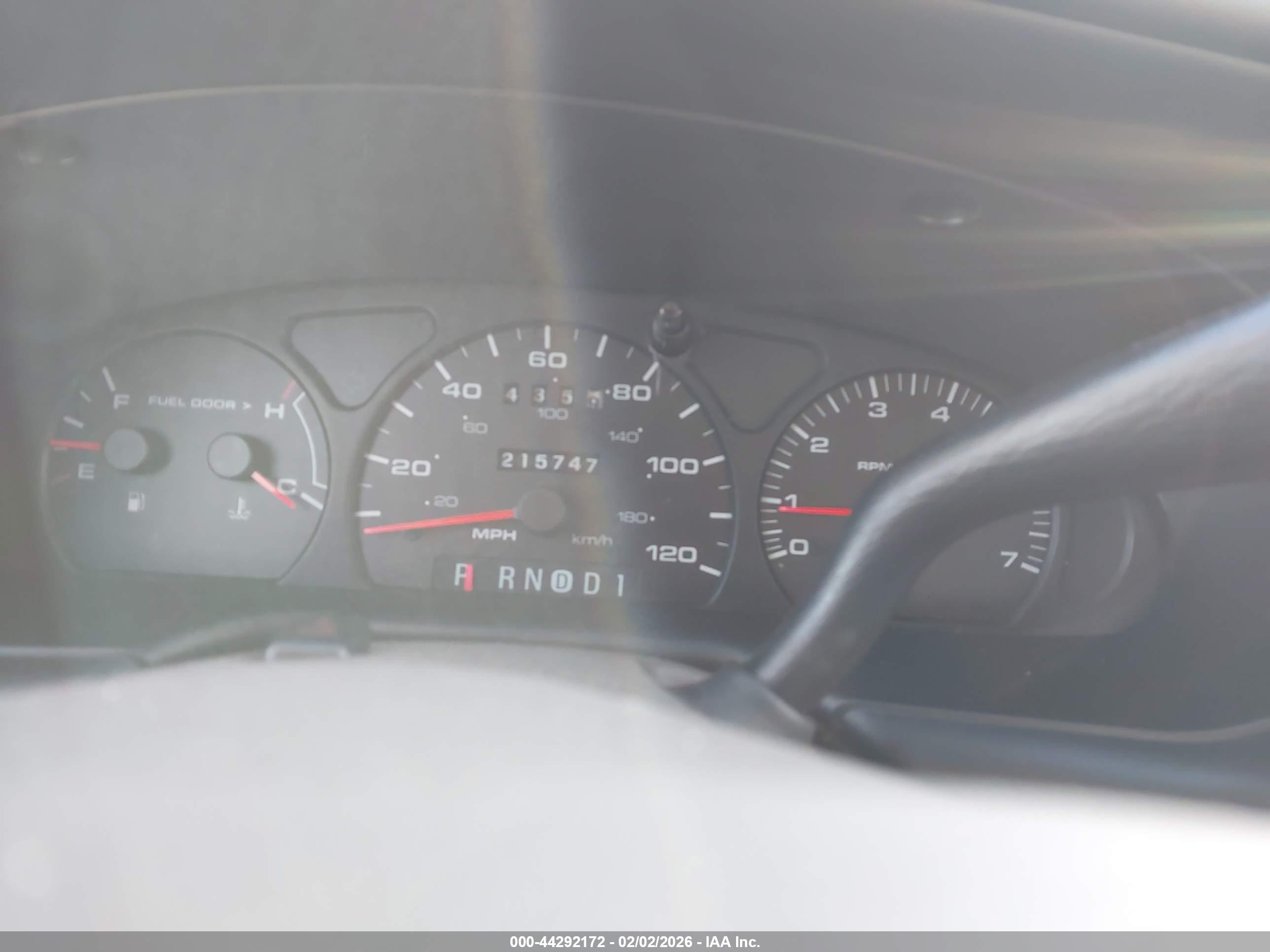 FORD TAURUS image 7